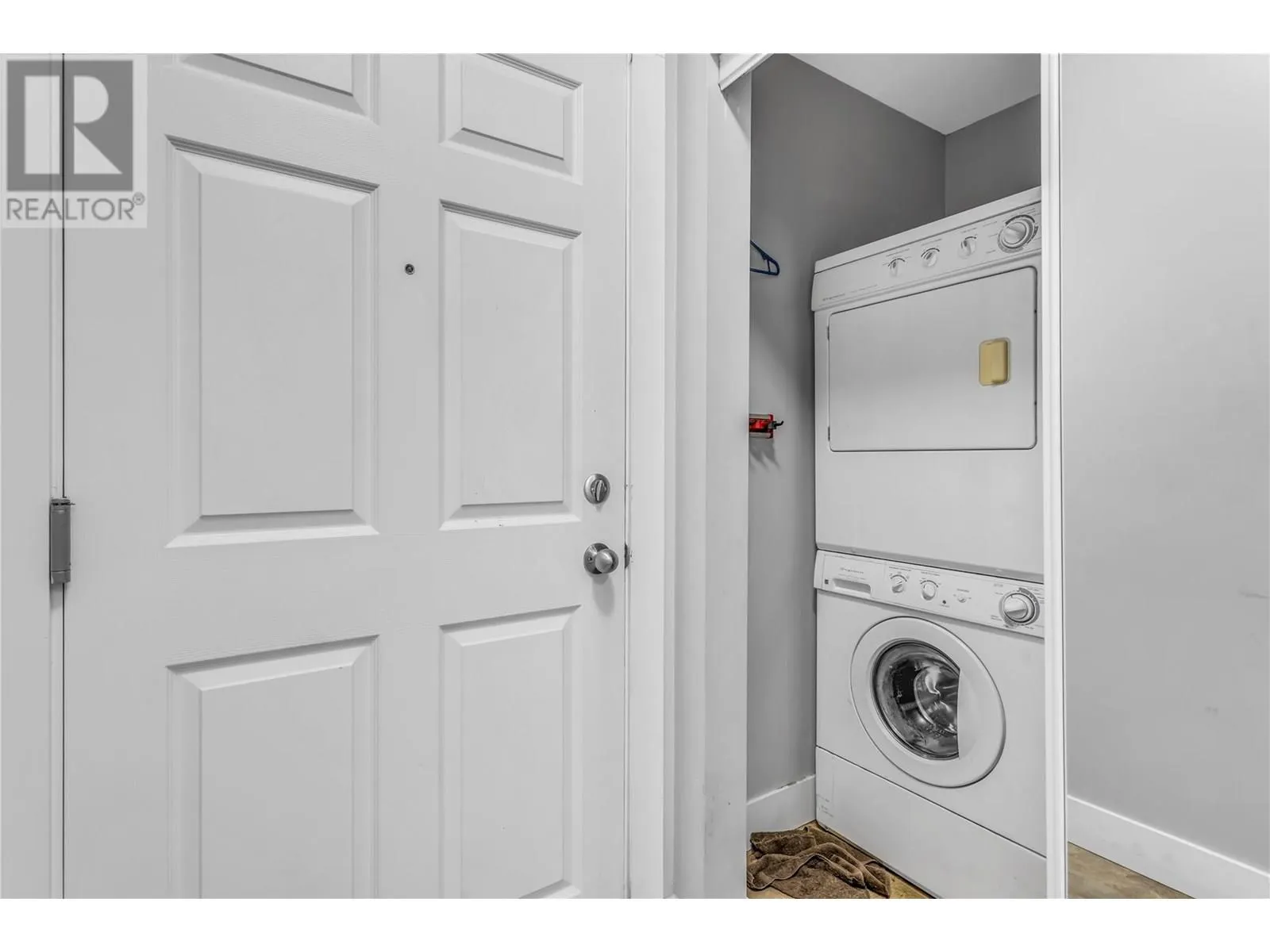 250 Hollywood Road S Unit# 302