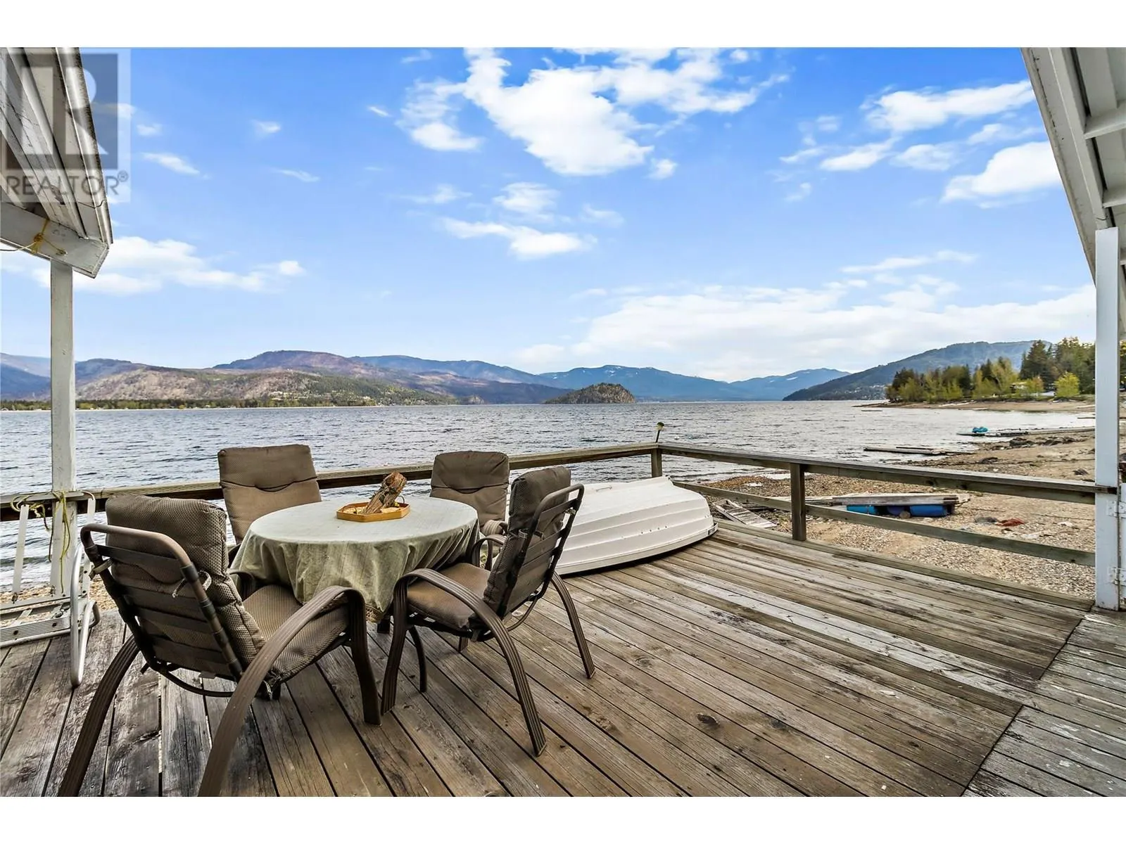 1665 Blind Bay Road