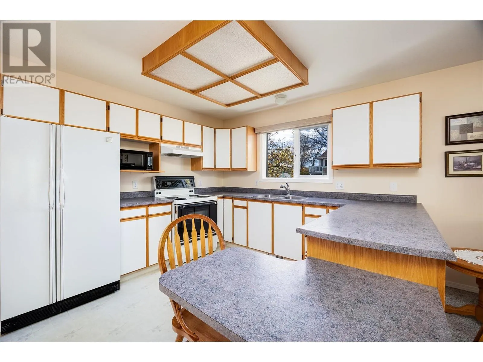 438 Parfitt Court