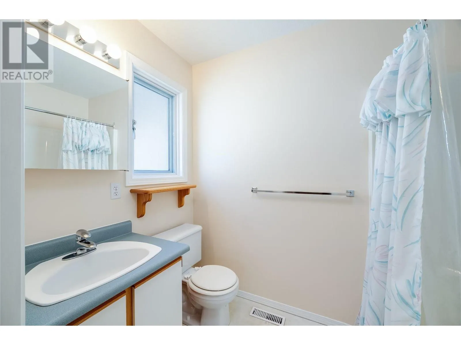 438 Parfitt Court