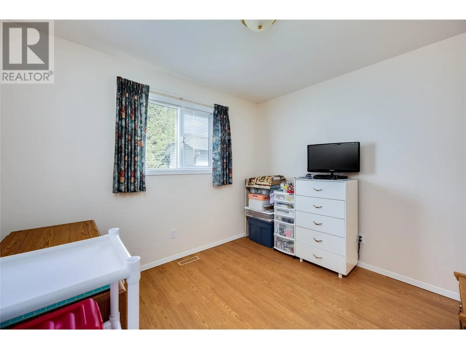 438 Parfitt Court