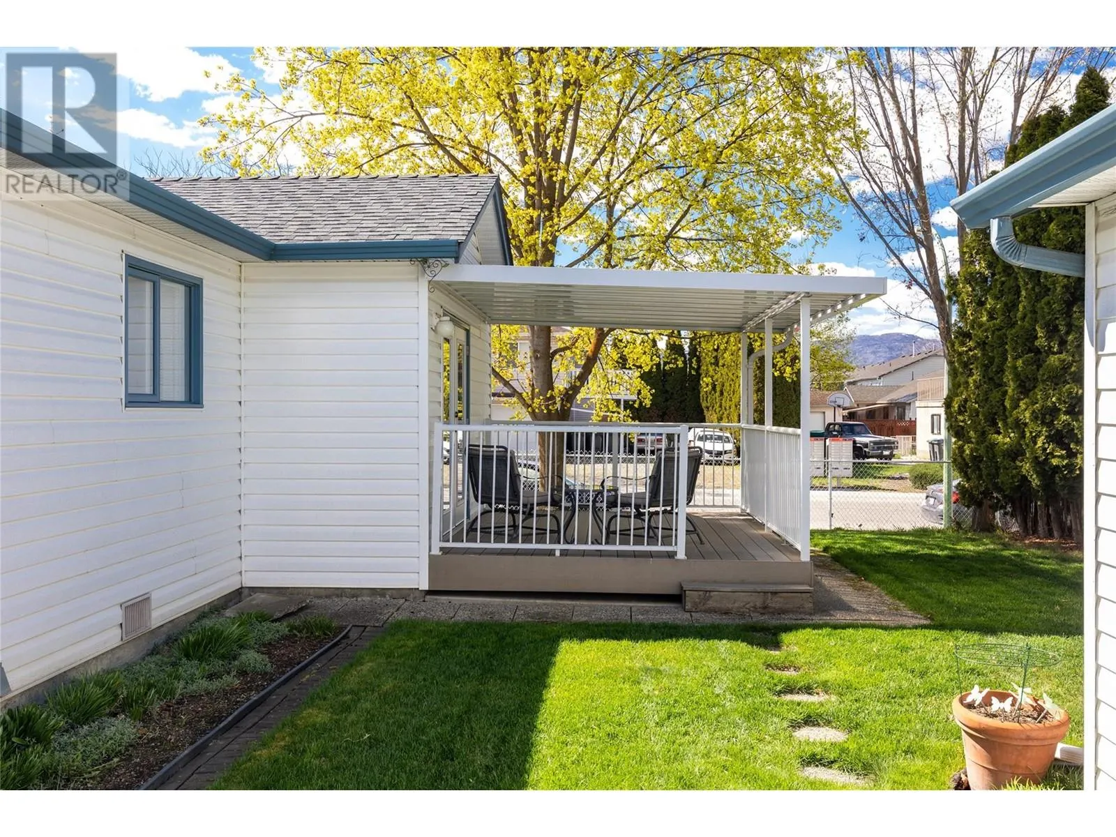 438 Parfitt Court