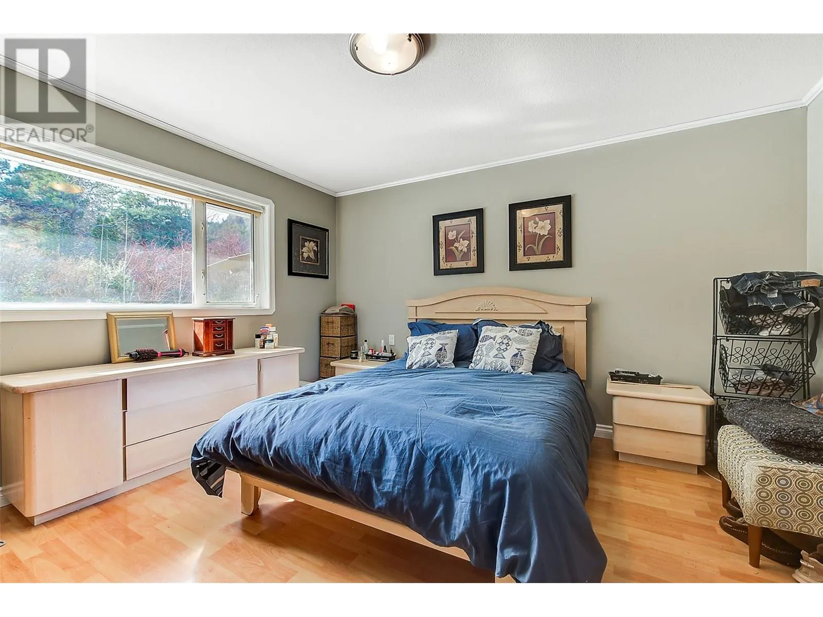 1129 Hudson Road