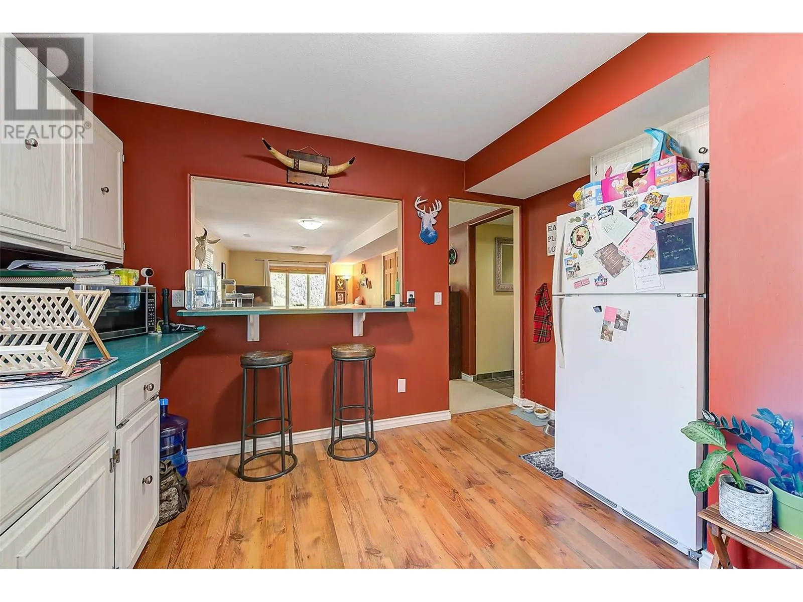 1129 Hudson Road