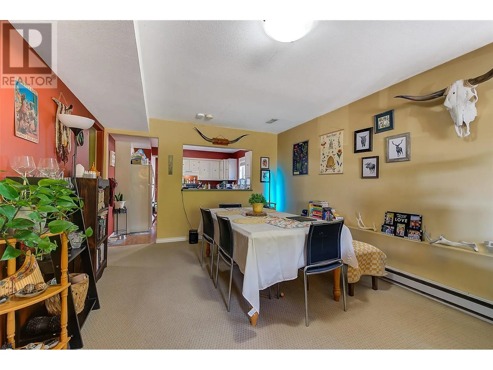 1129 Hudson Road