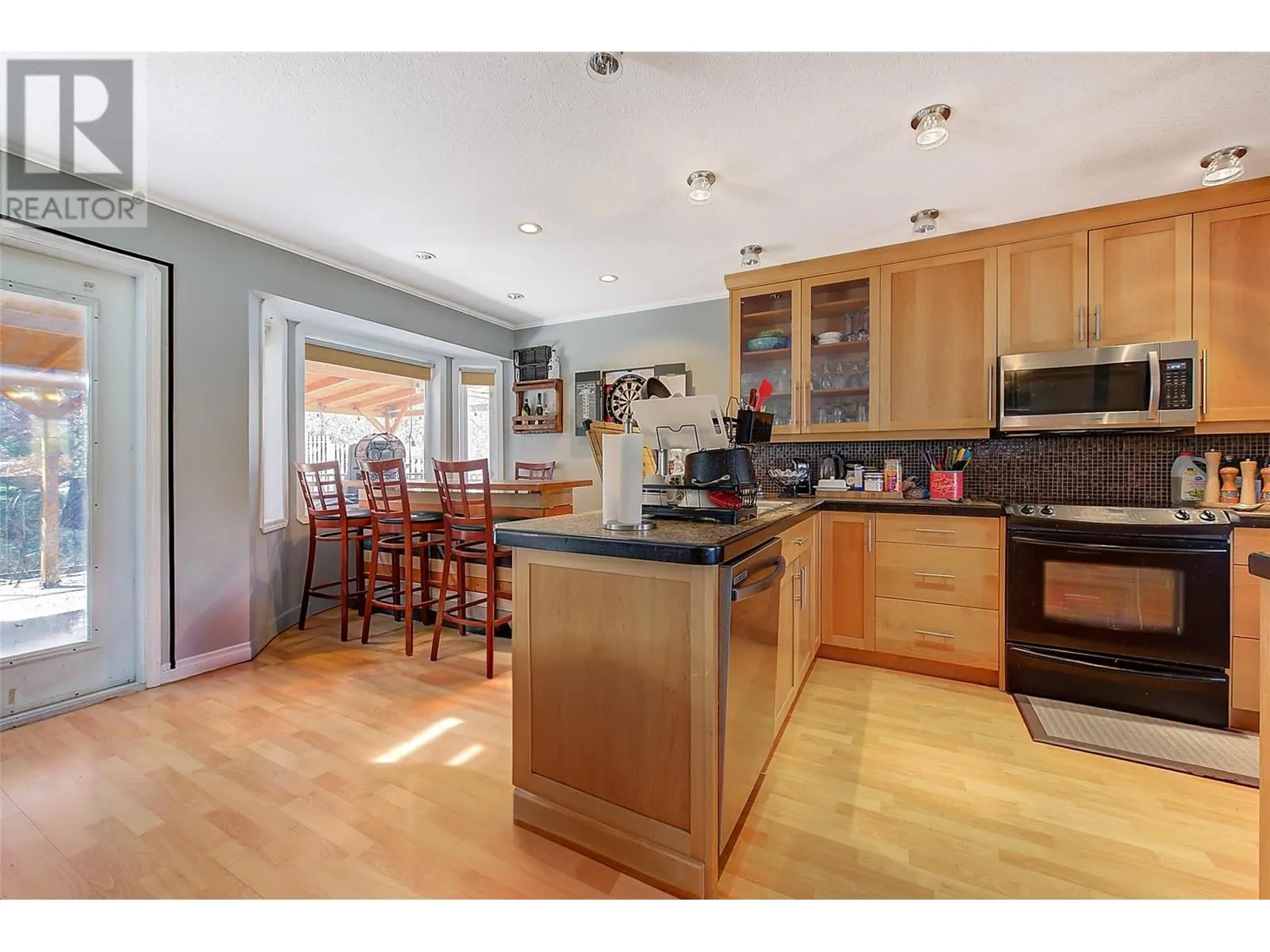 1129 Hudson Road