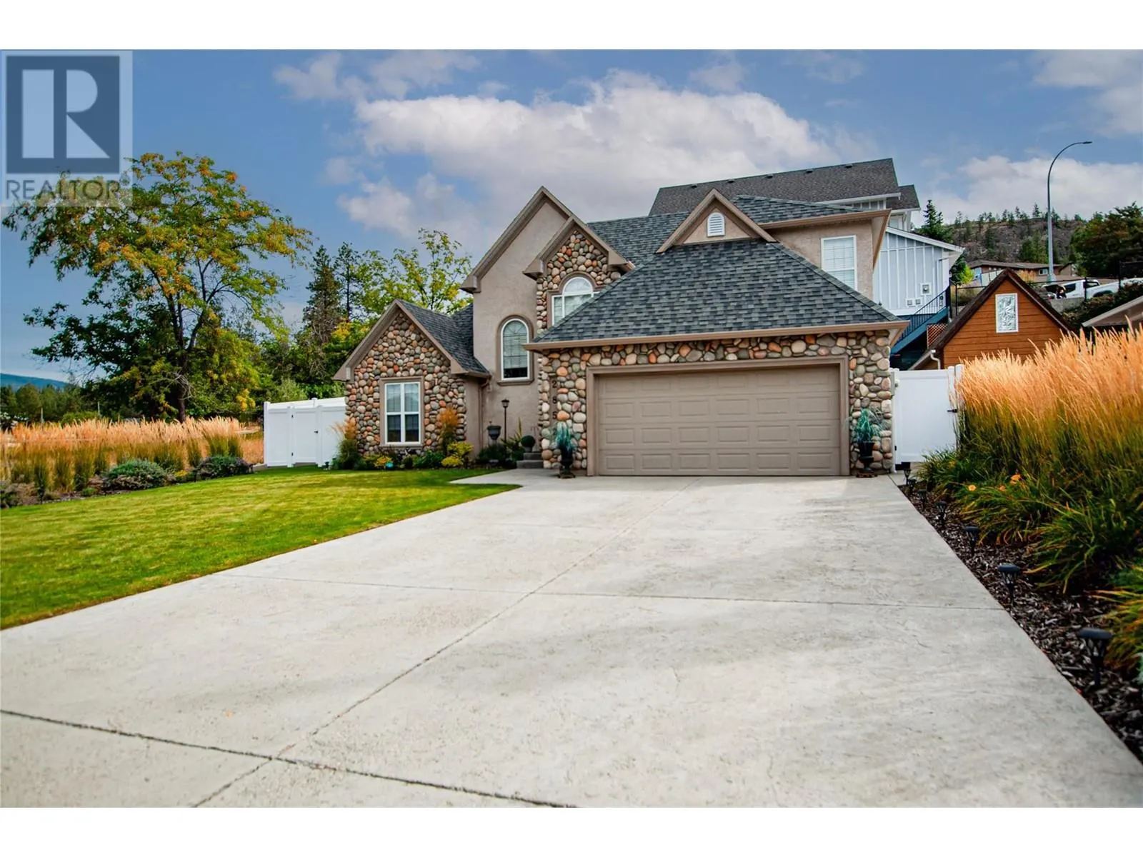 2852 JUNIPER Drive