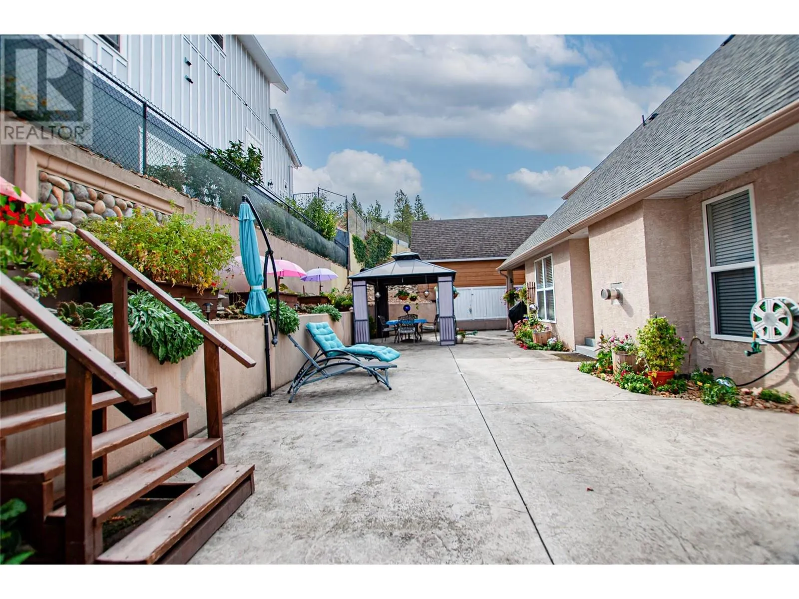 2852 JUNIPER Drive