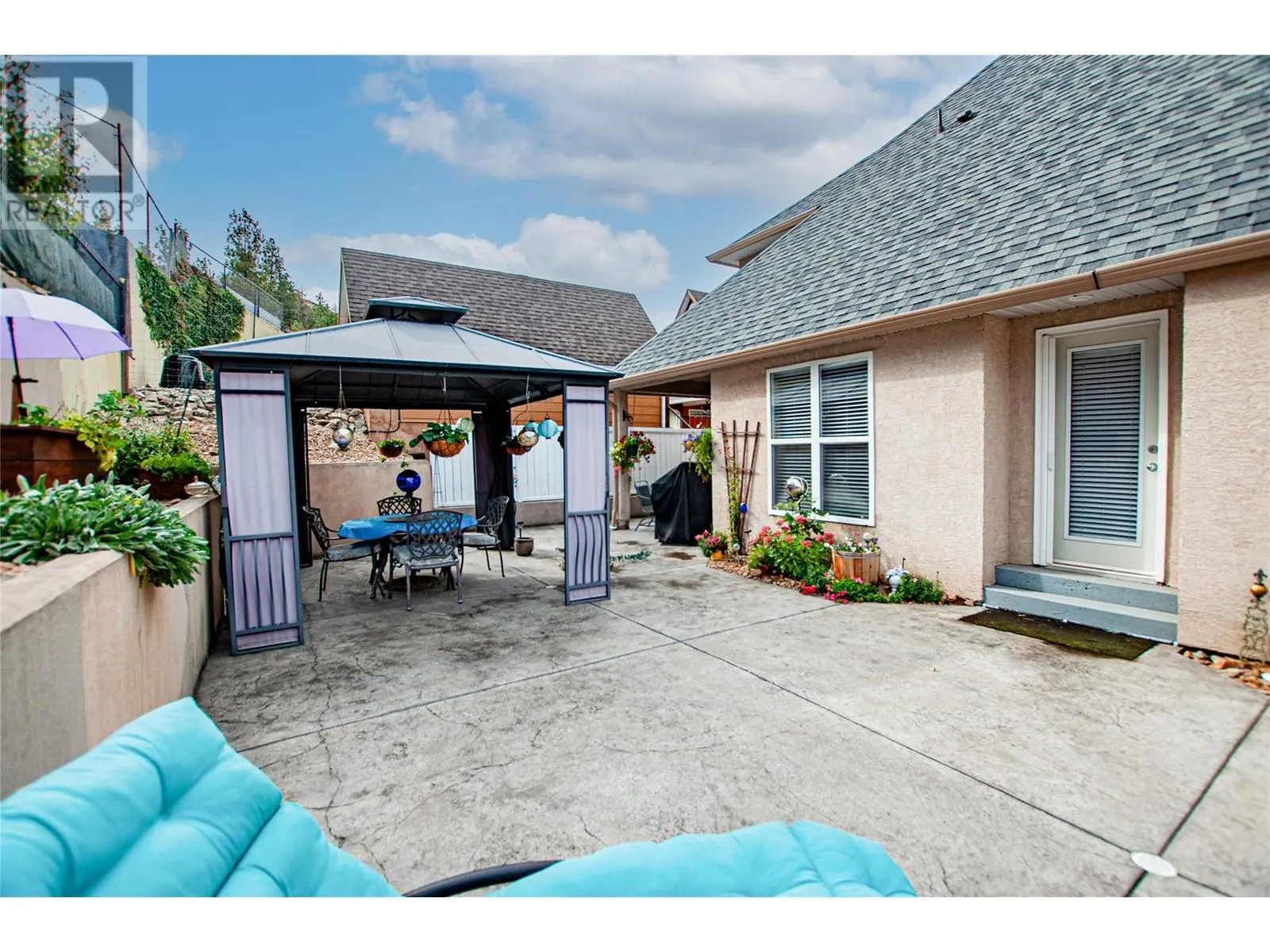 2852 JUNIPER Drive