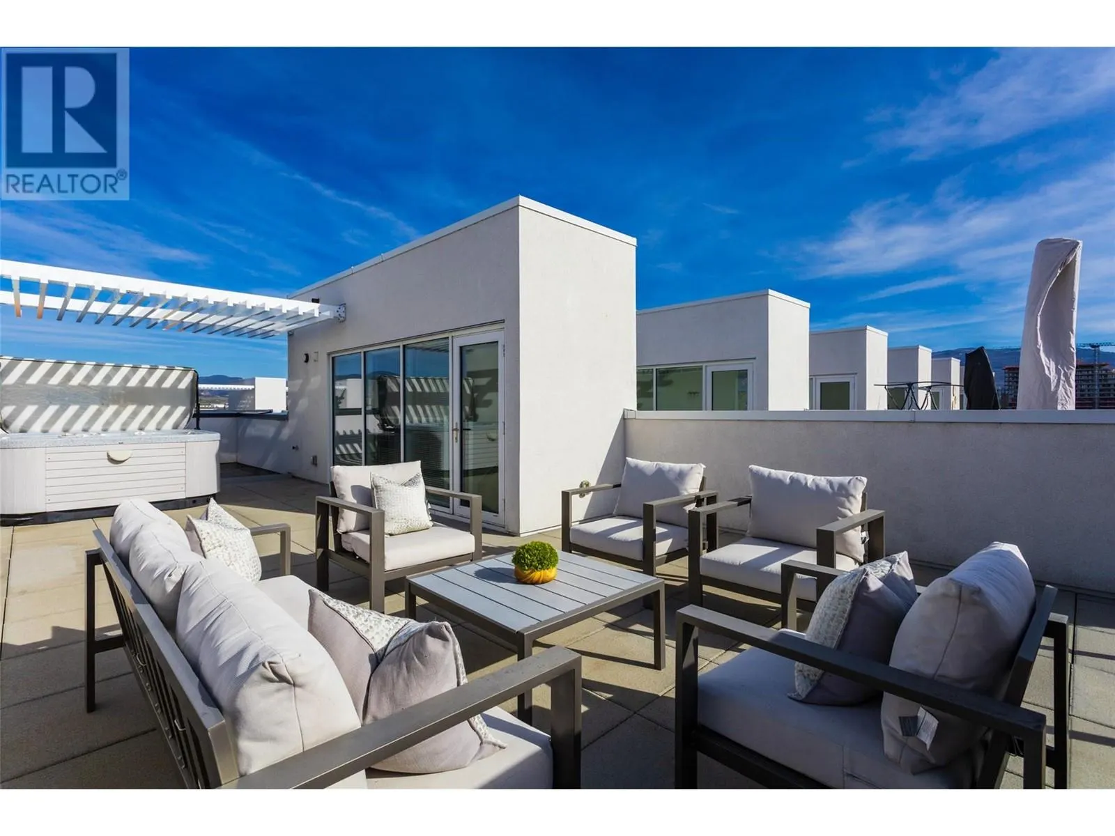 3030 Pandosy Street Unit# 307