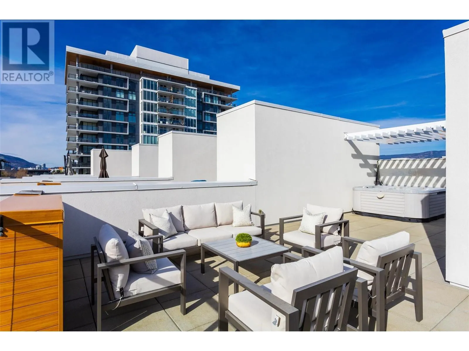 3030 Pandosy Street Unit# 307