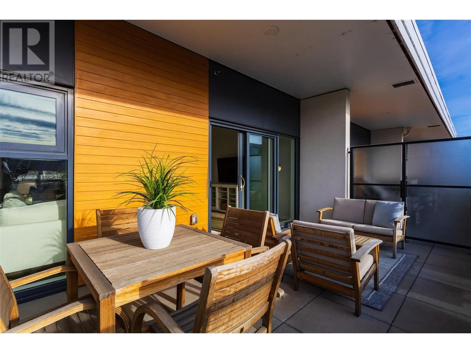 3030 Pandosy Street Unit# 307
