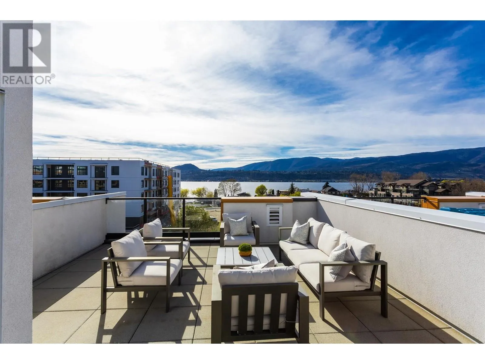 3030 Pandosy Street Unit# 307