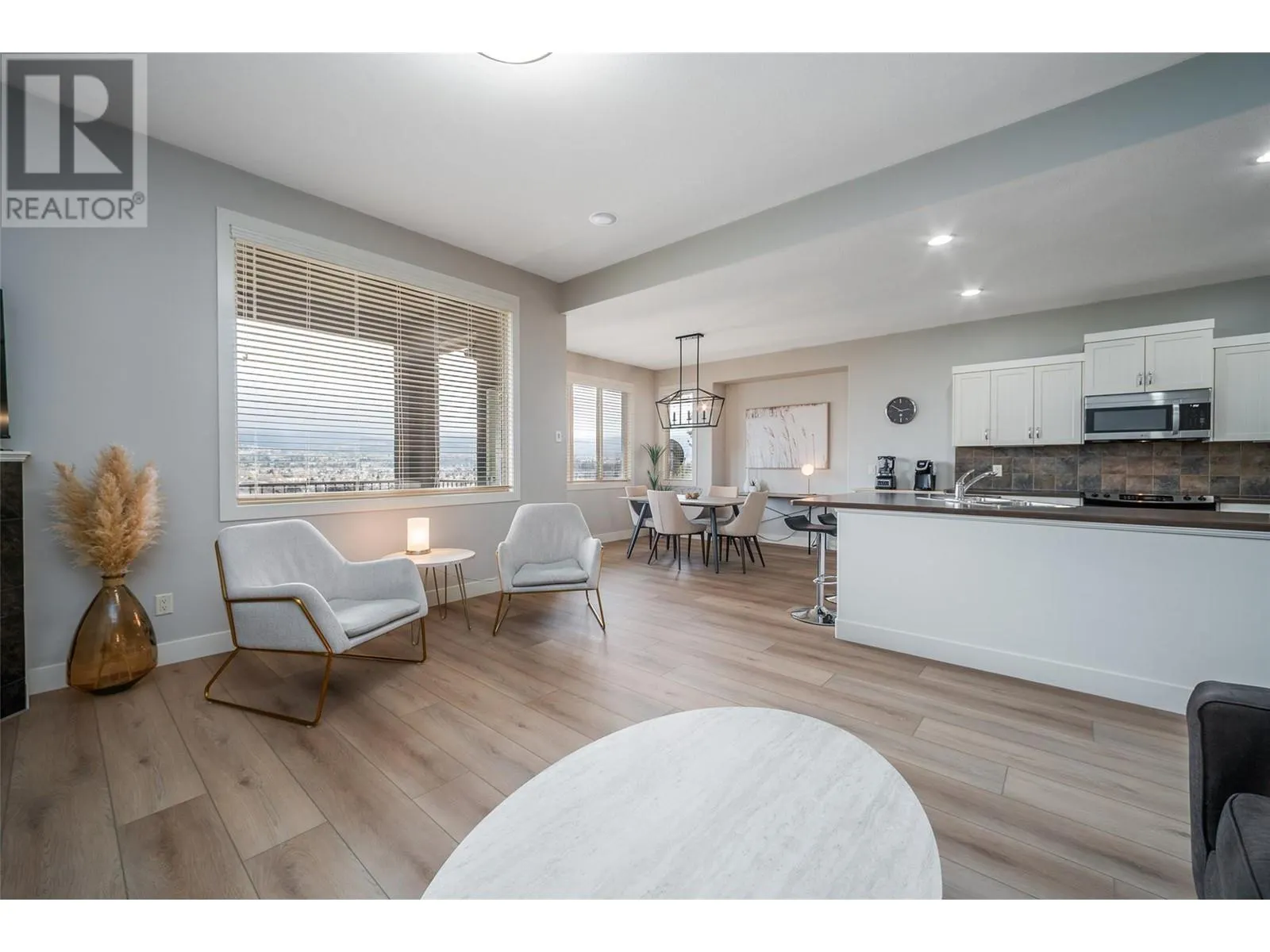 2421 Glacier Court Unit# 12