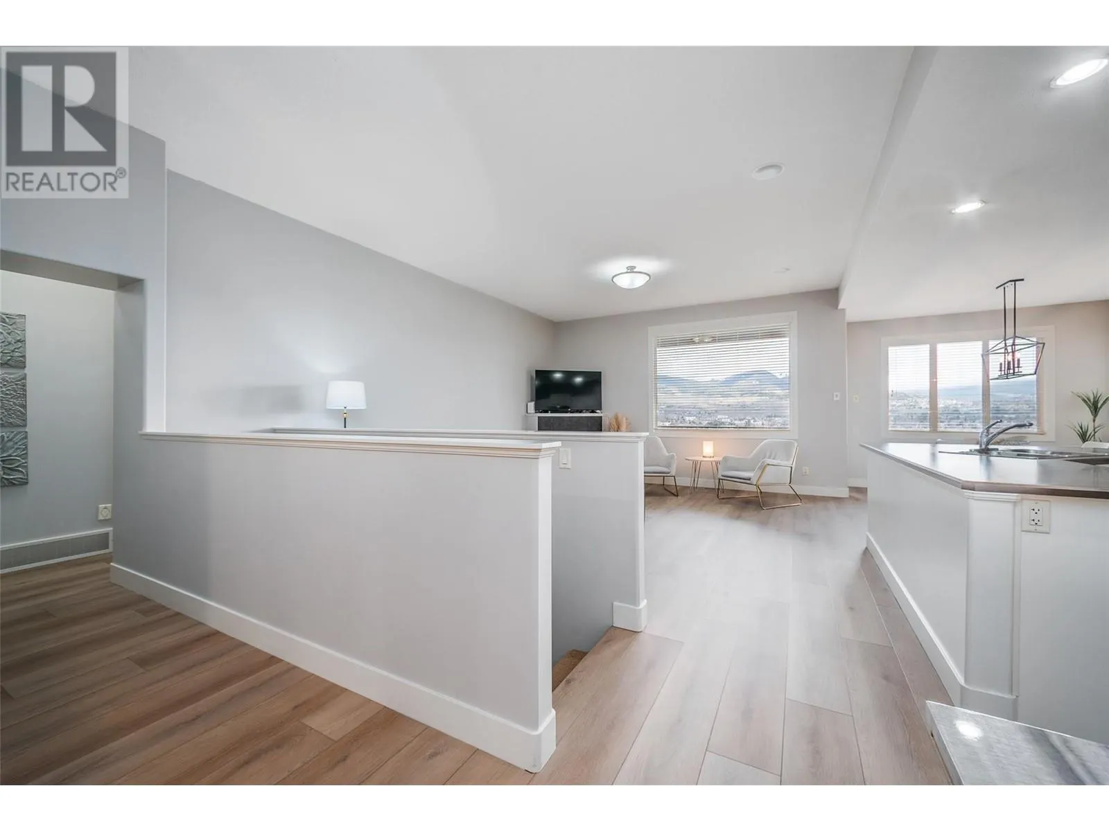 2421 Glacier Court Unit# 12