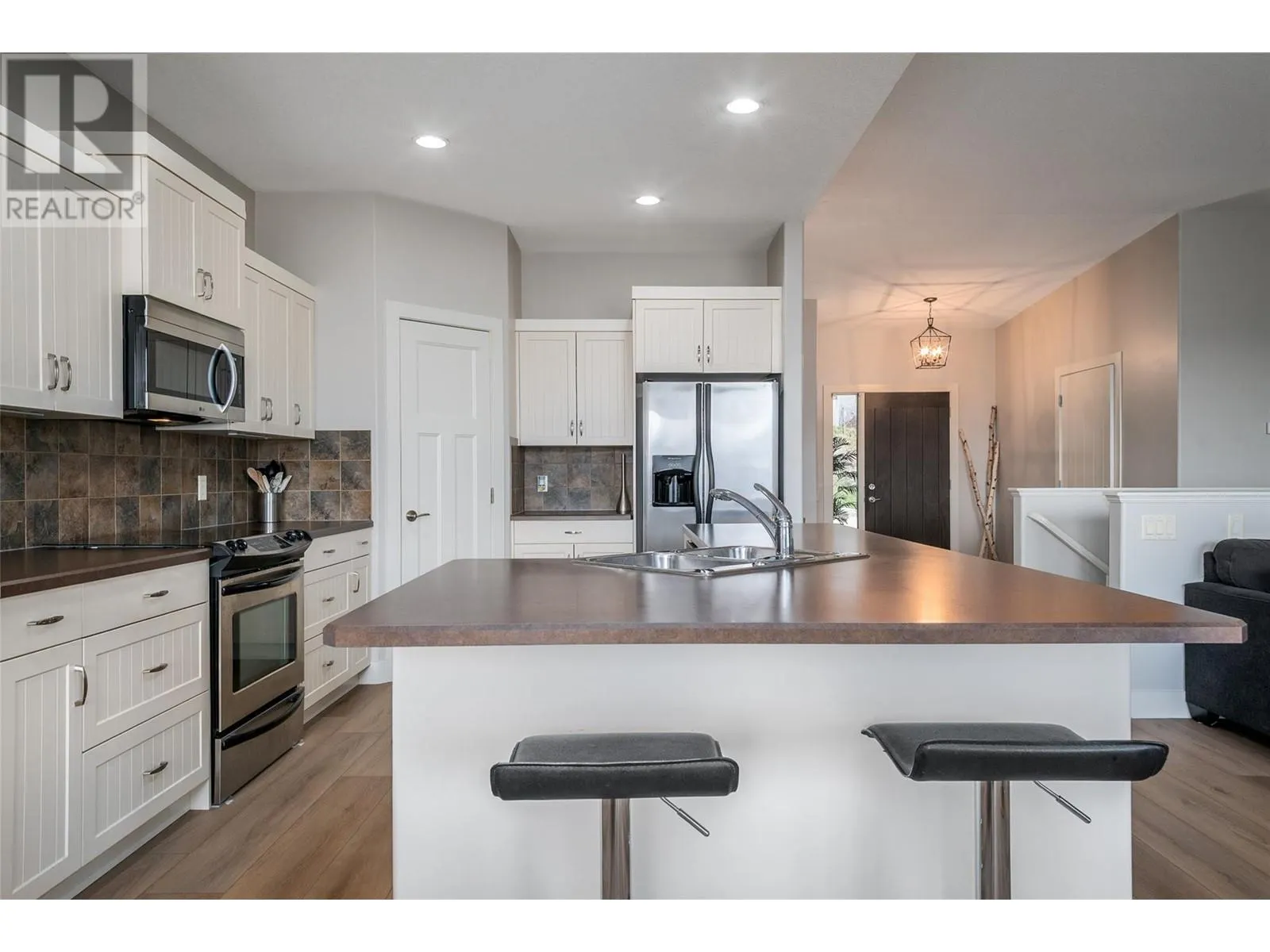 2421 Glacier Court Unit# 12
