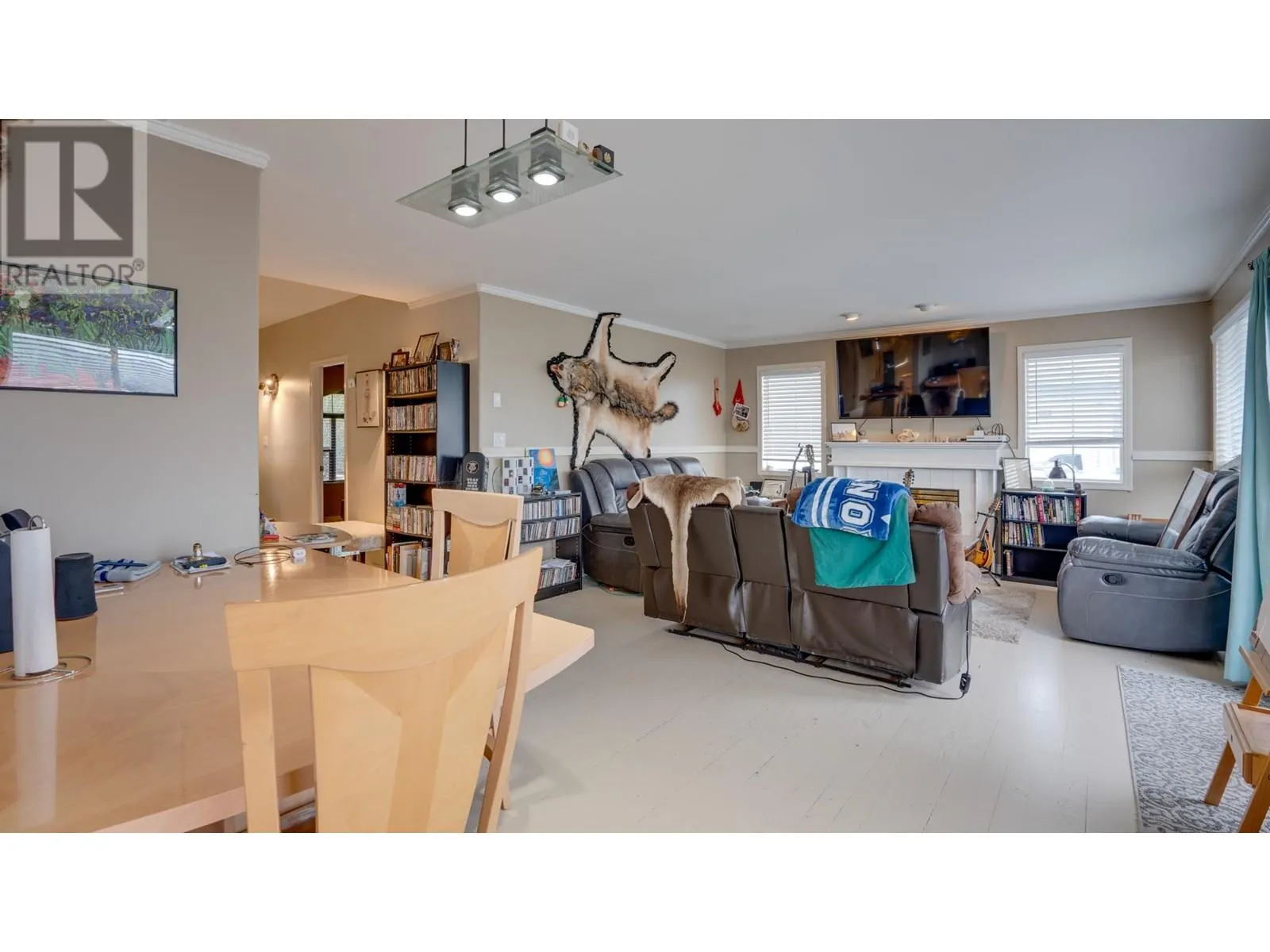 4305 Westview Drive