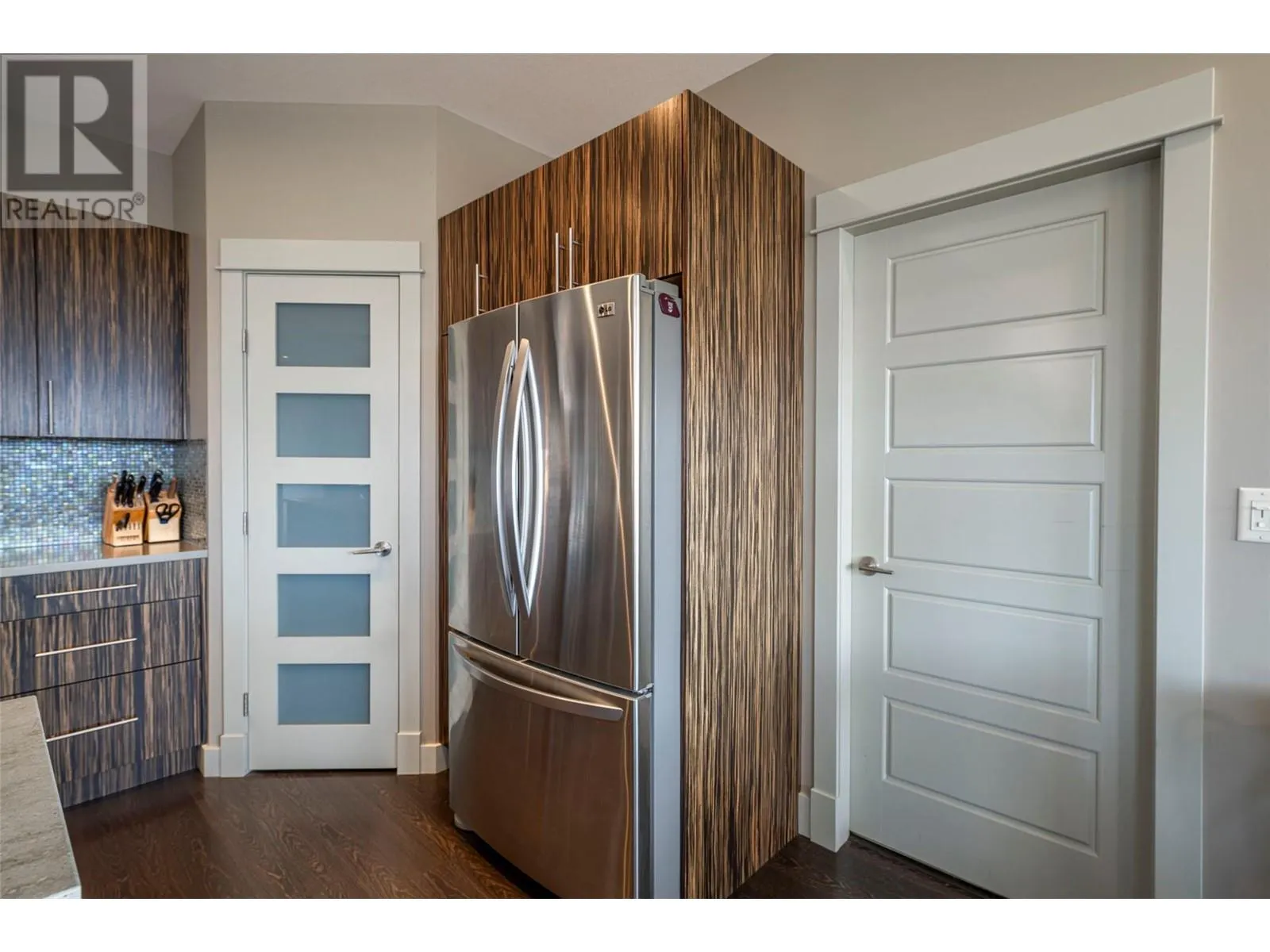 4134 Camelback Way
