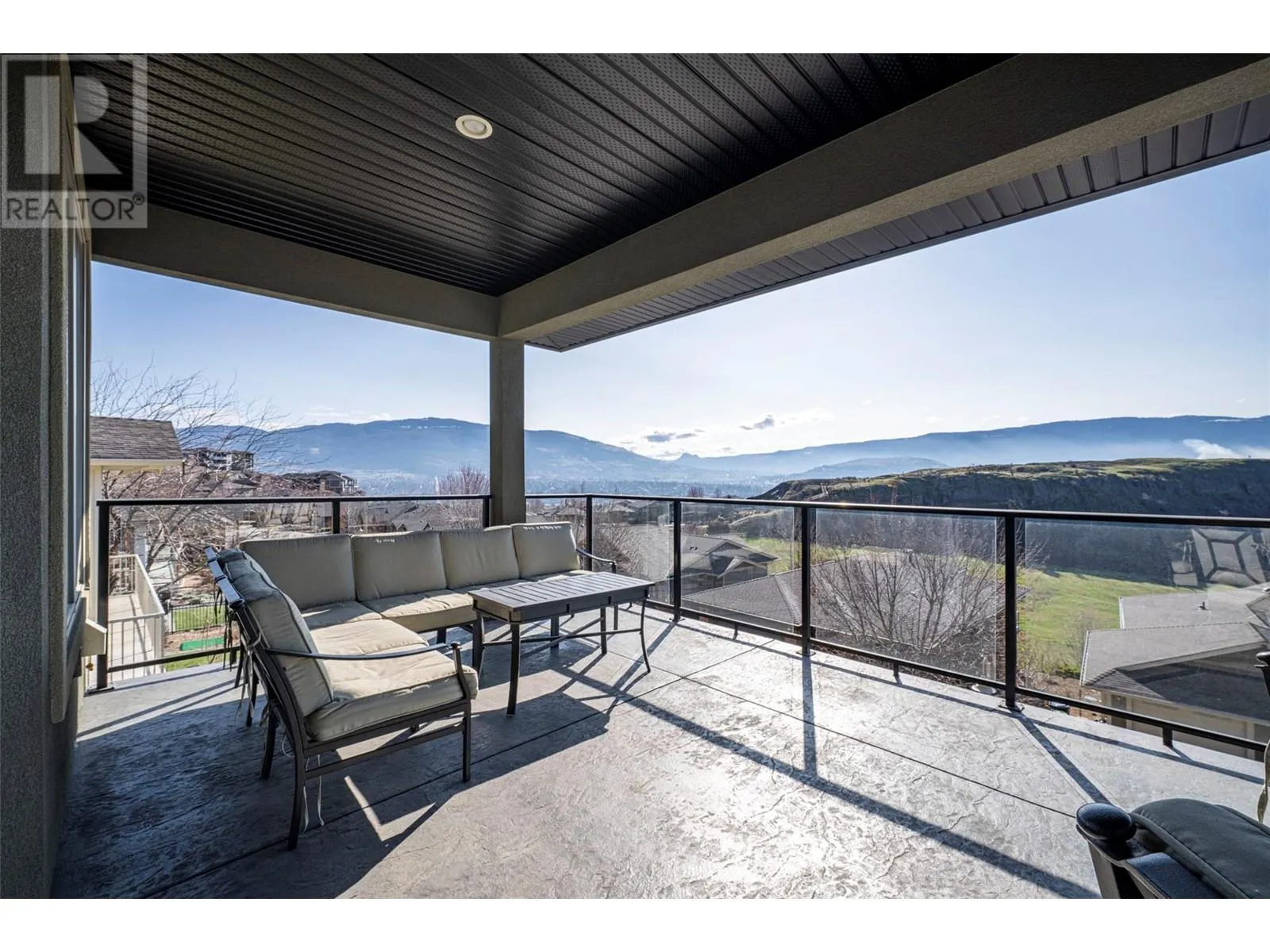 4134 Camelback Way