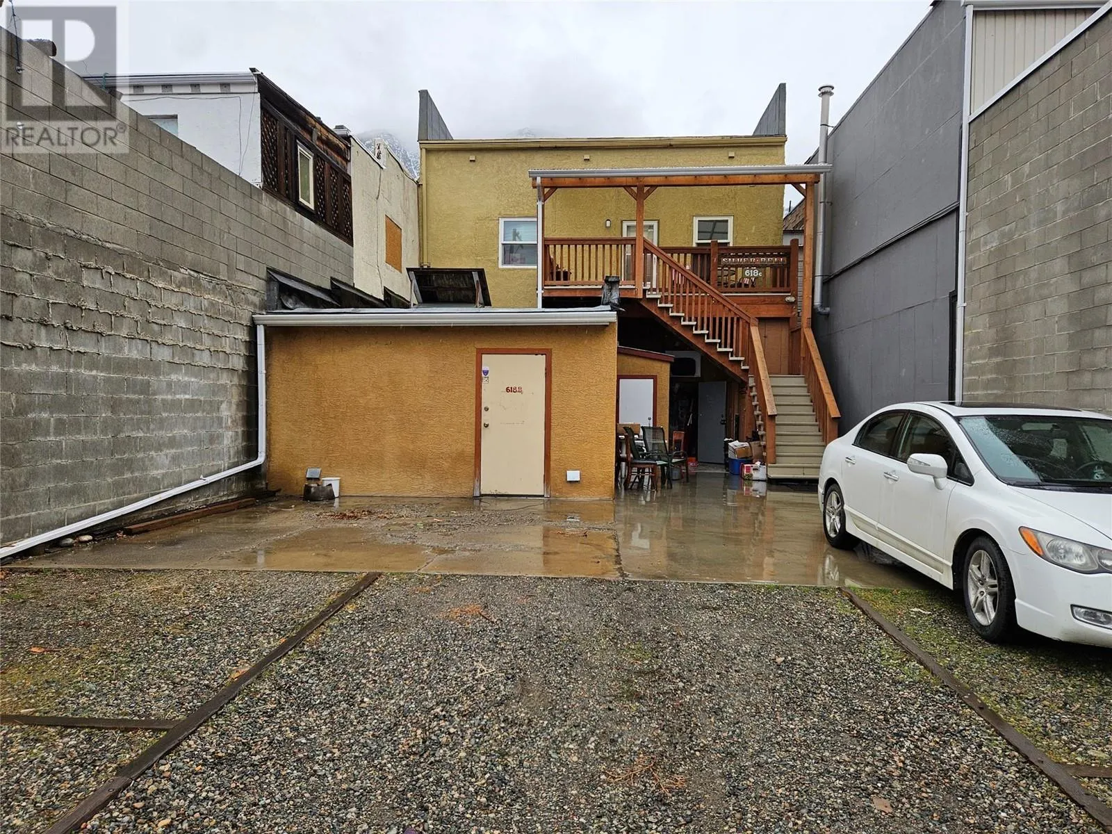 618 7th Avenue
