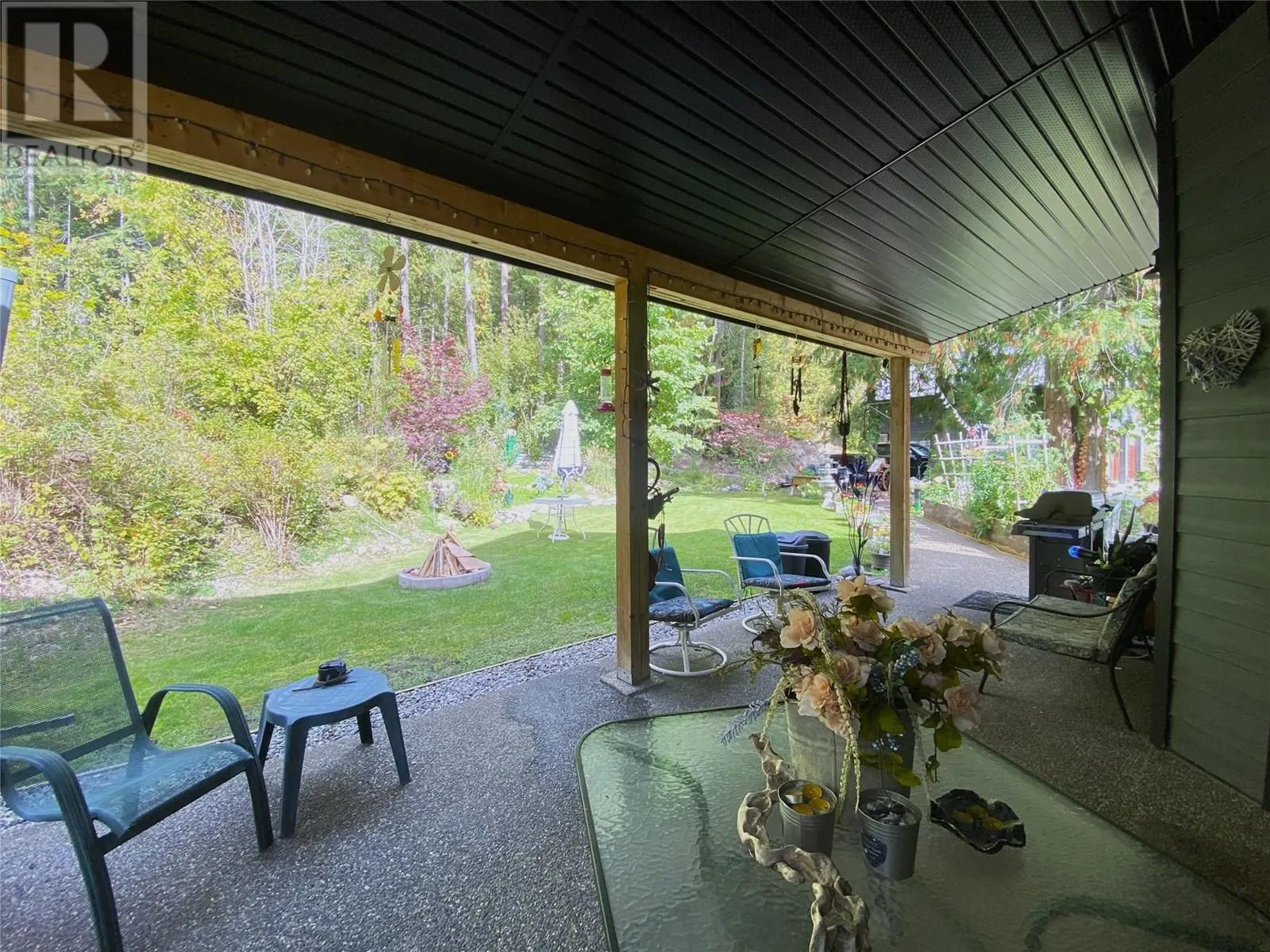 7463 Black Road SE