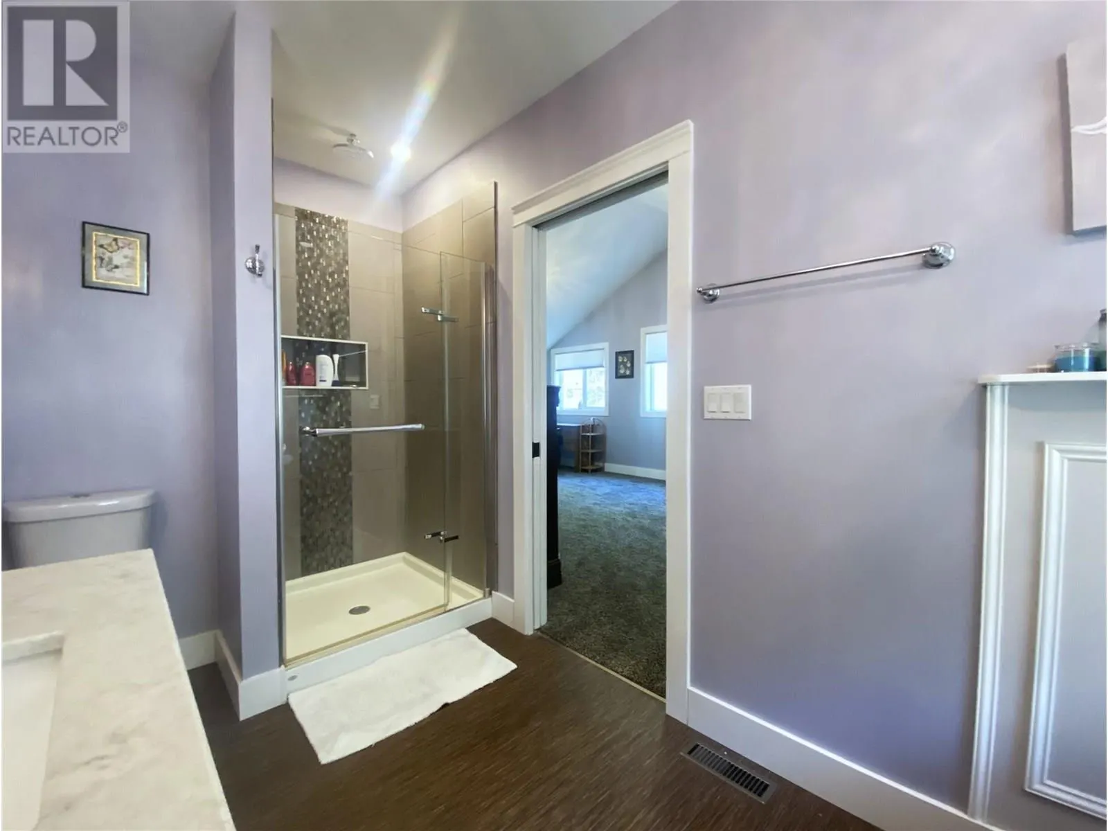 7463 Black Road SE