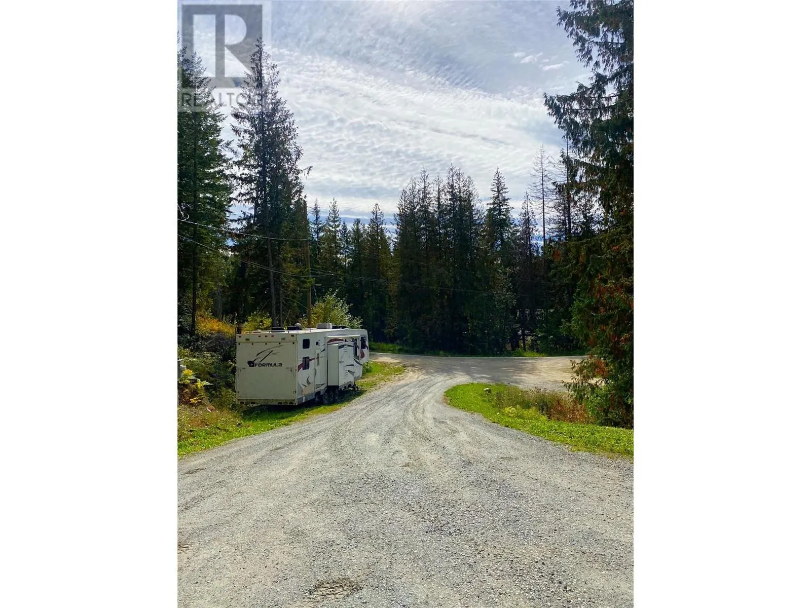 7463 Black Road SE