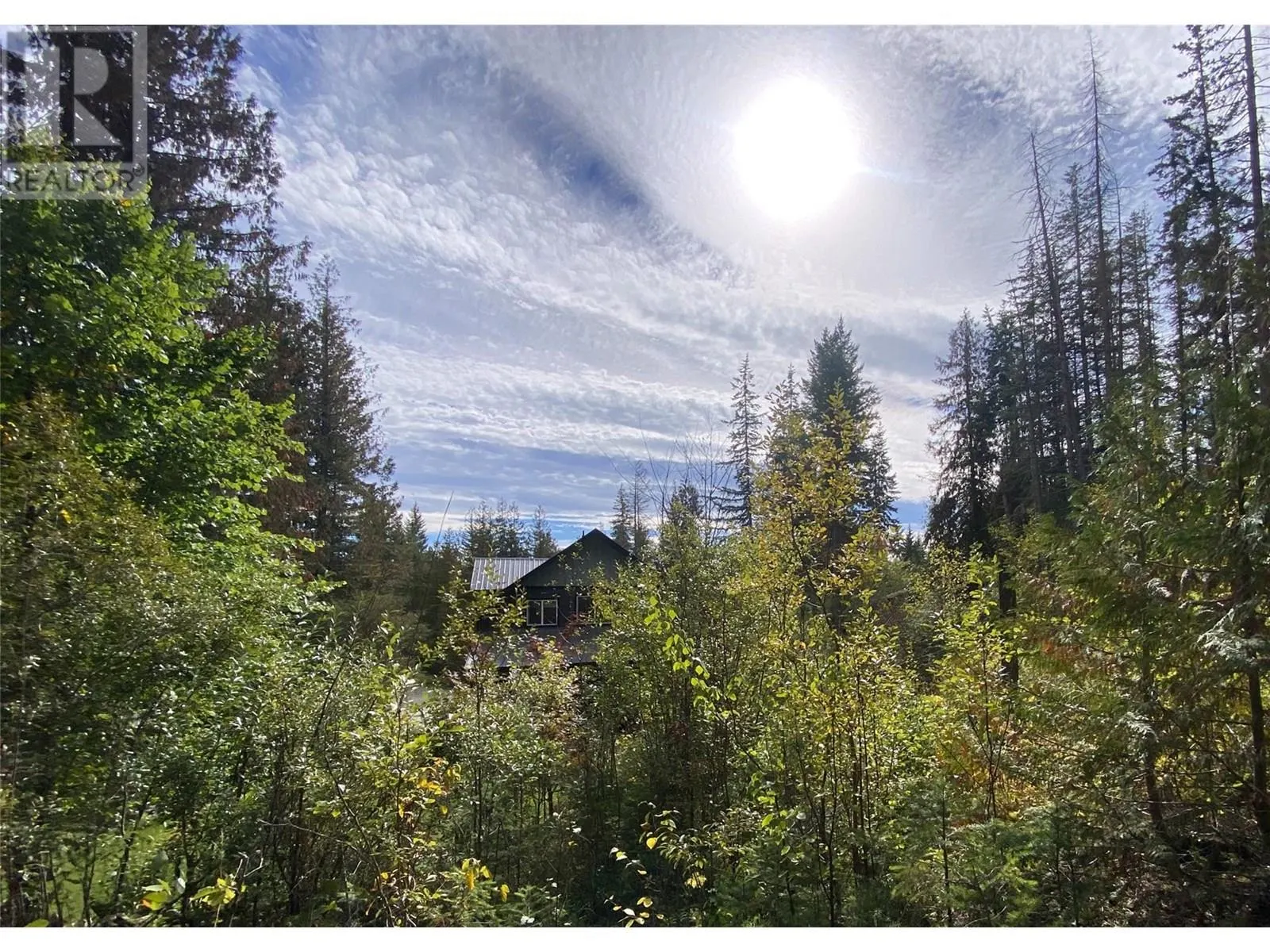7463 Black Road SE