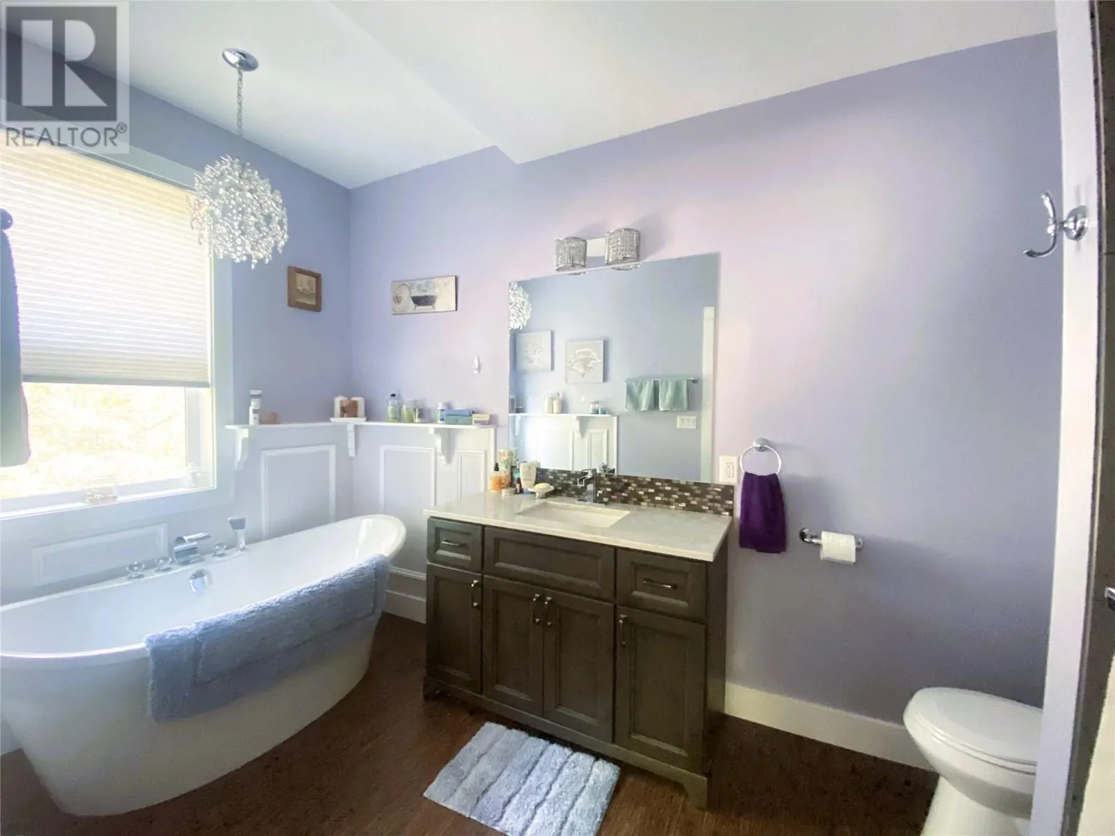 7463 Black Road SE