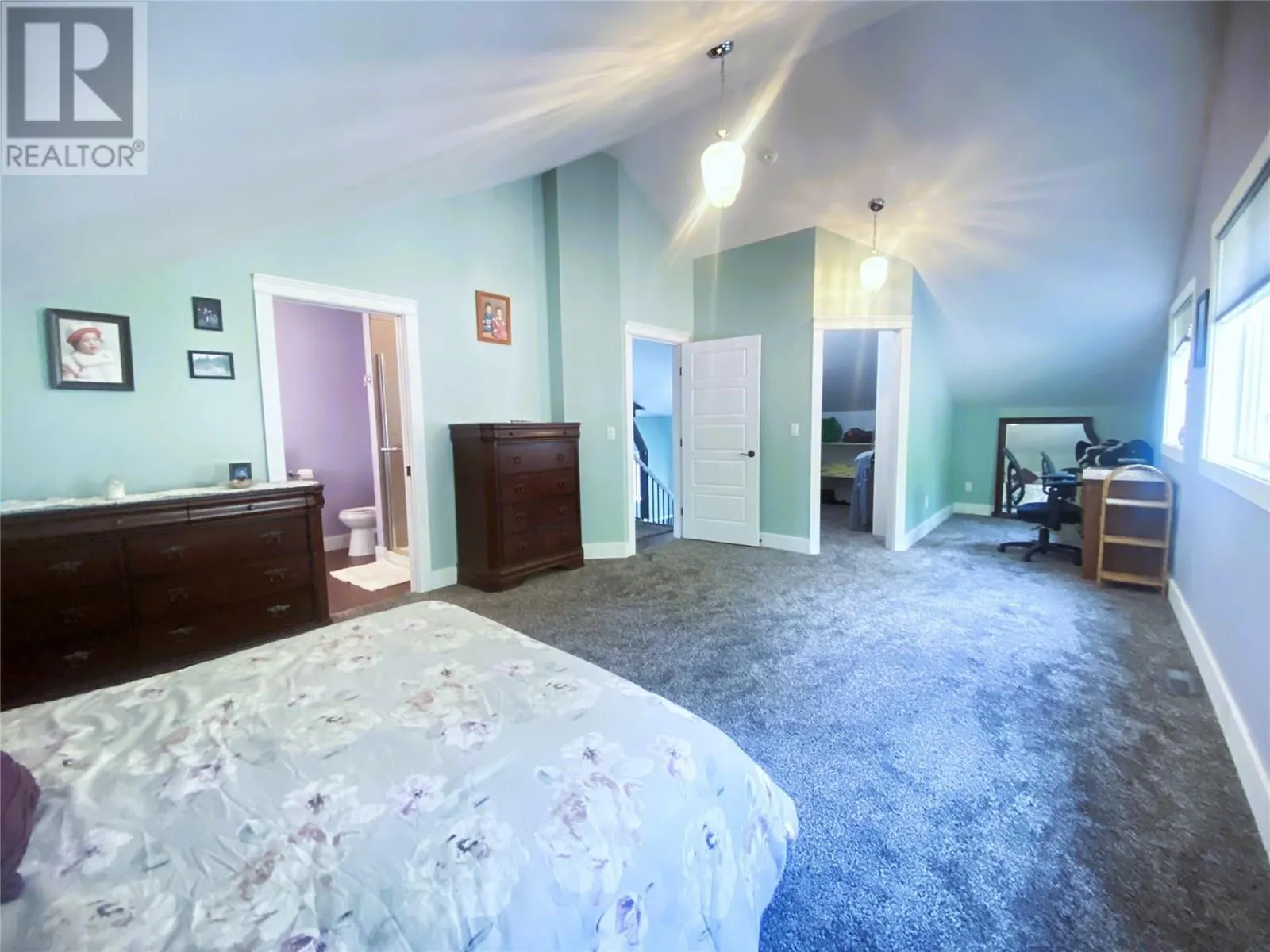 7463 Black Road SE