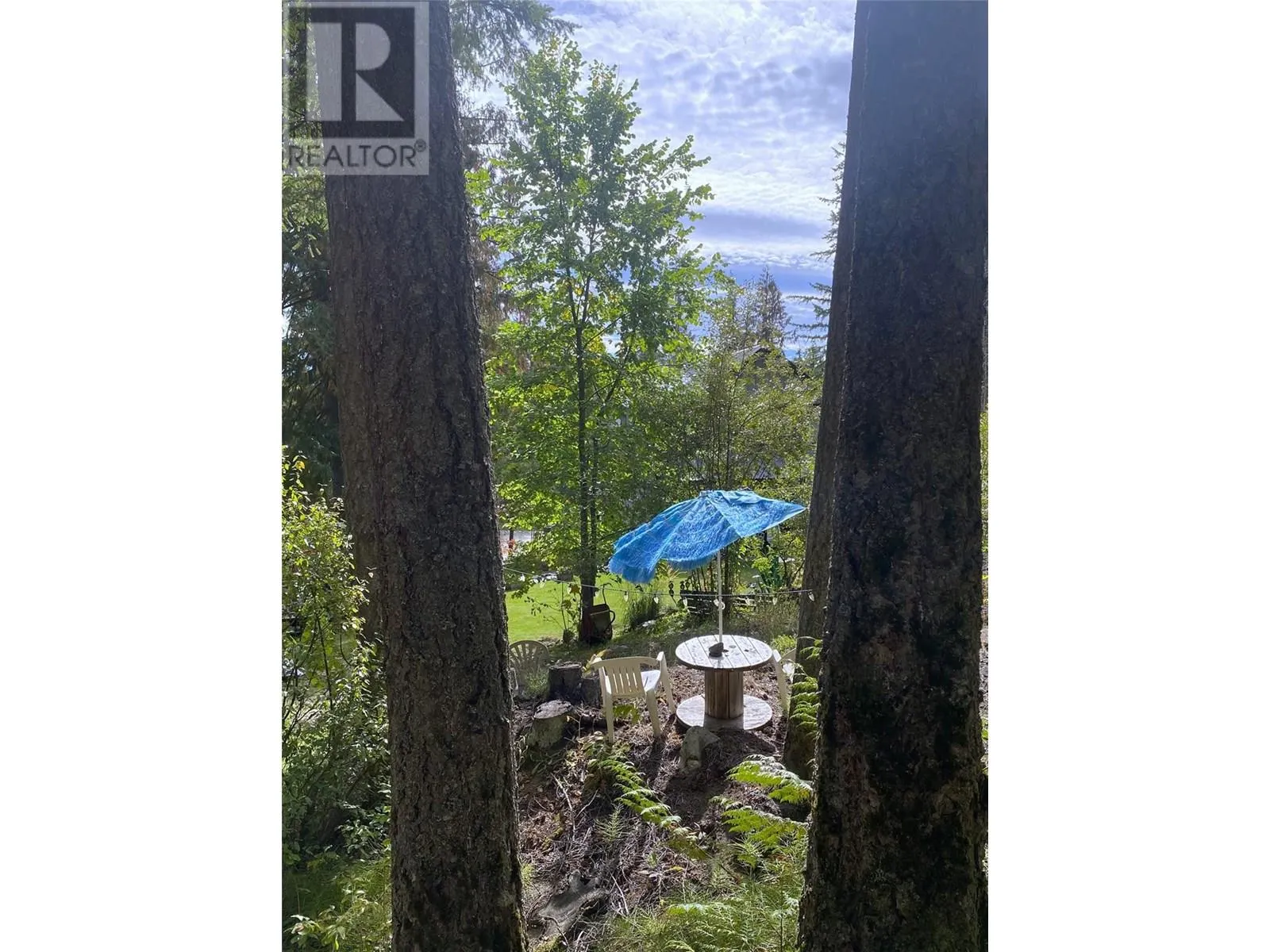 7463 Black Road SE