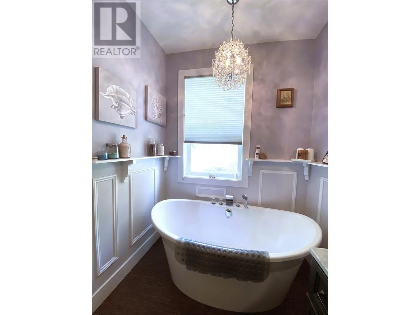 7463 Black Road SE