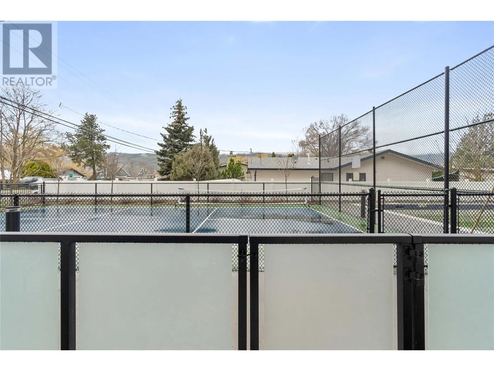 2555 Lakeshore Road Unit# 106