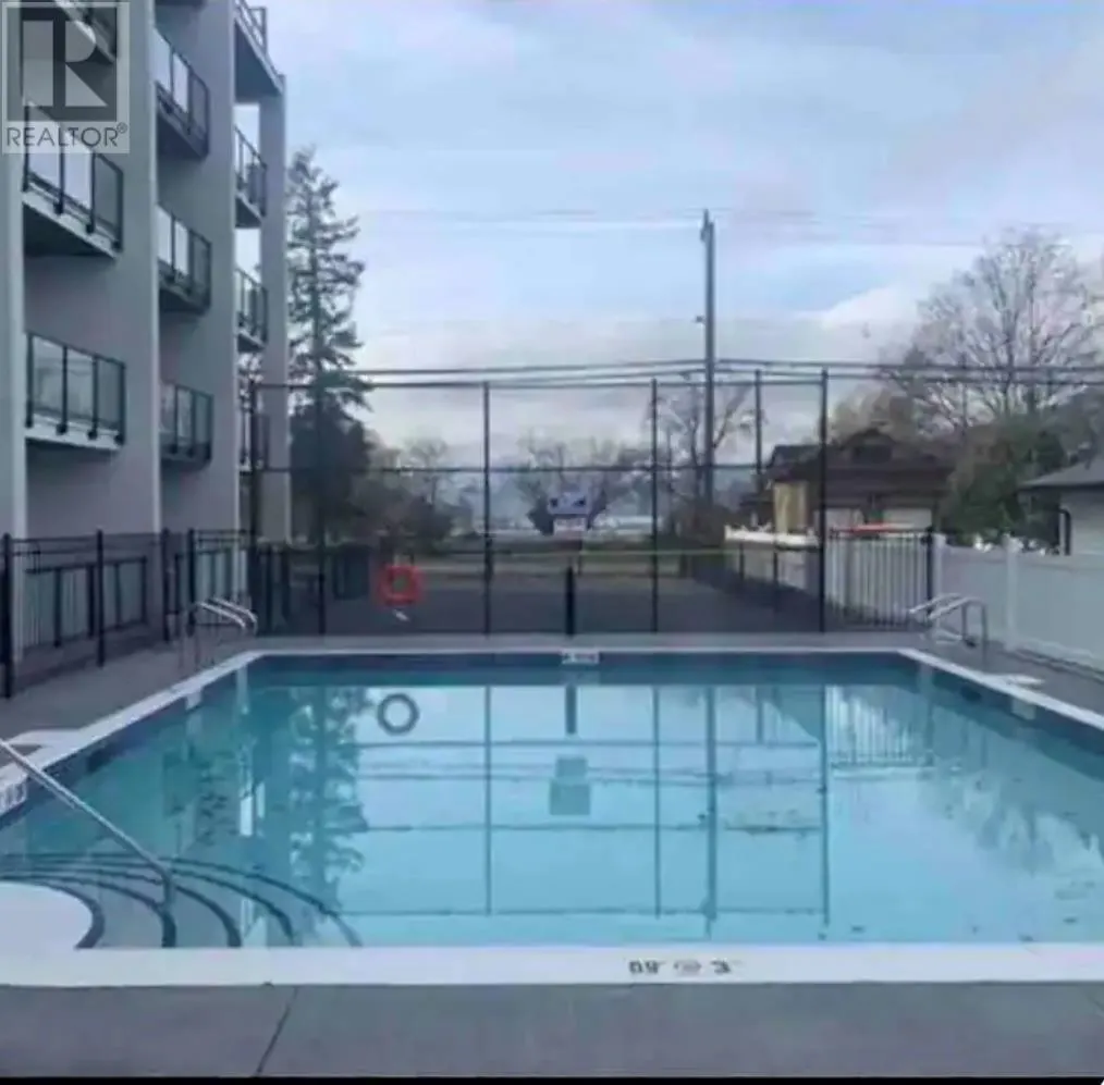 2555 Lakeshore Road Unit# 106