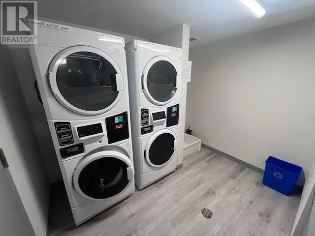 2555 Lakeshore Road Unit# 106