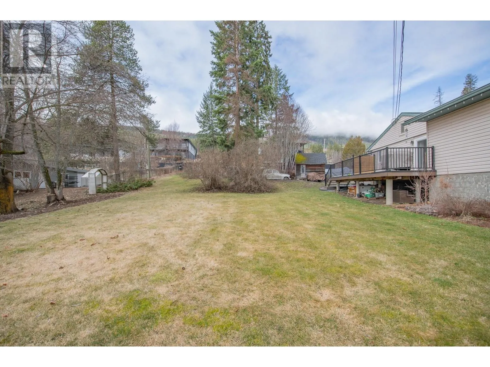 2506 Shuswap Avenue