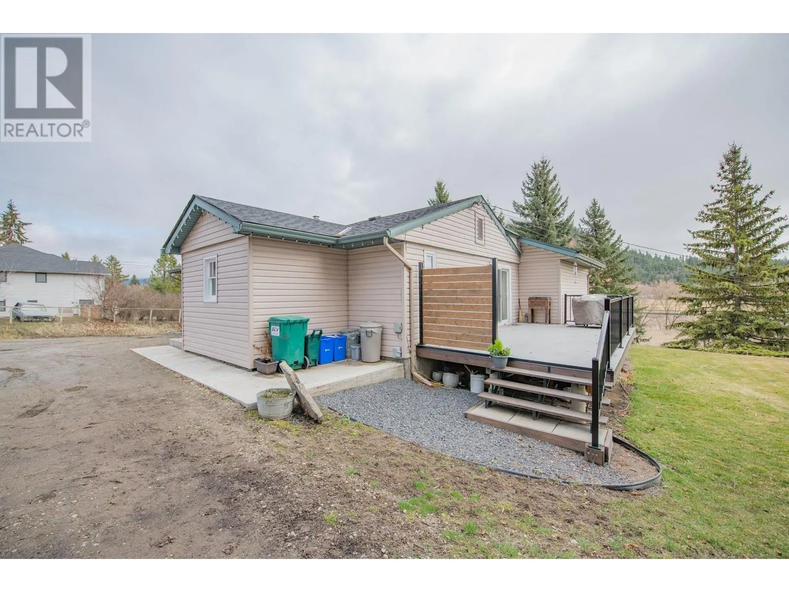 2506 Shuswap Avenue