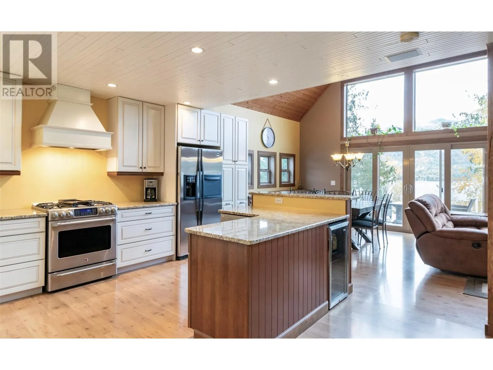 6421 Eagle Bay Road Unit# 73