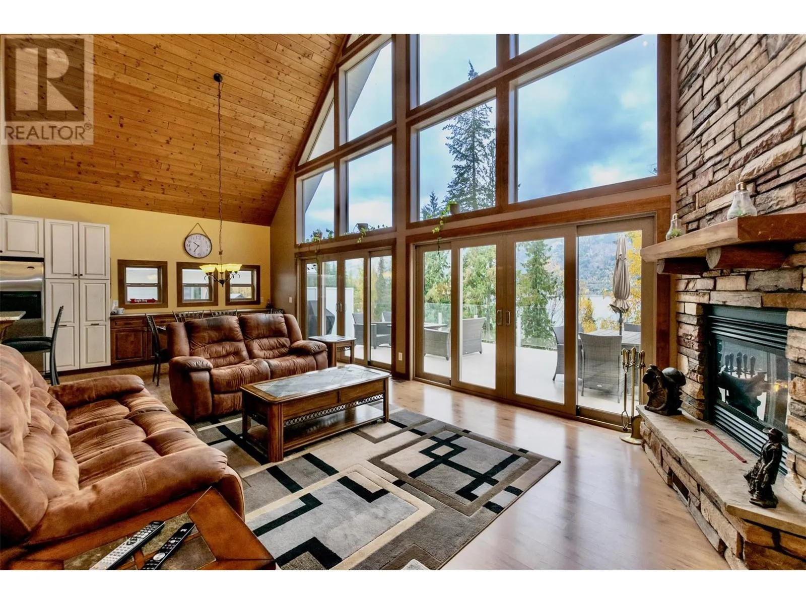 6421 Eagle Bay Road Unit# 73