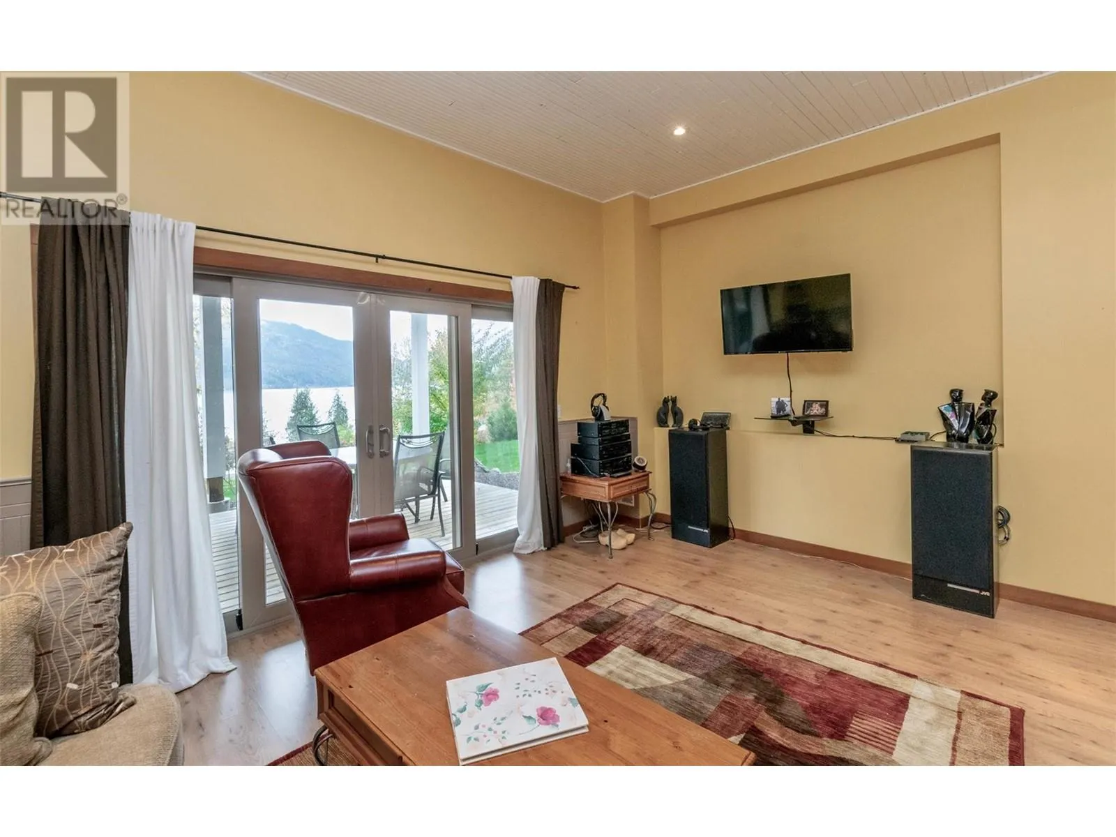 6421 Eagle Bay Road Unit# 73
