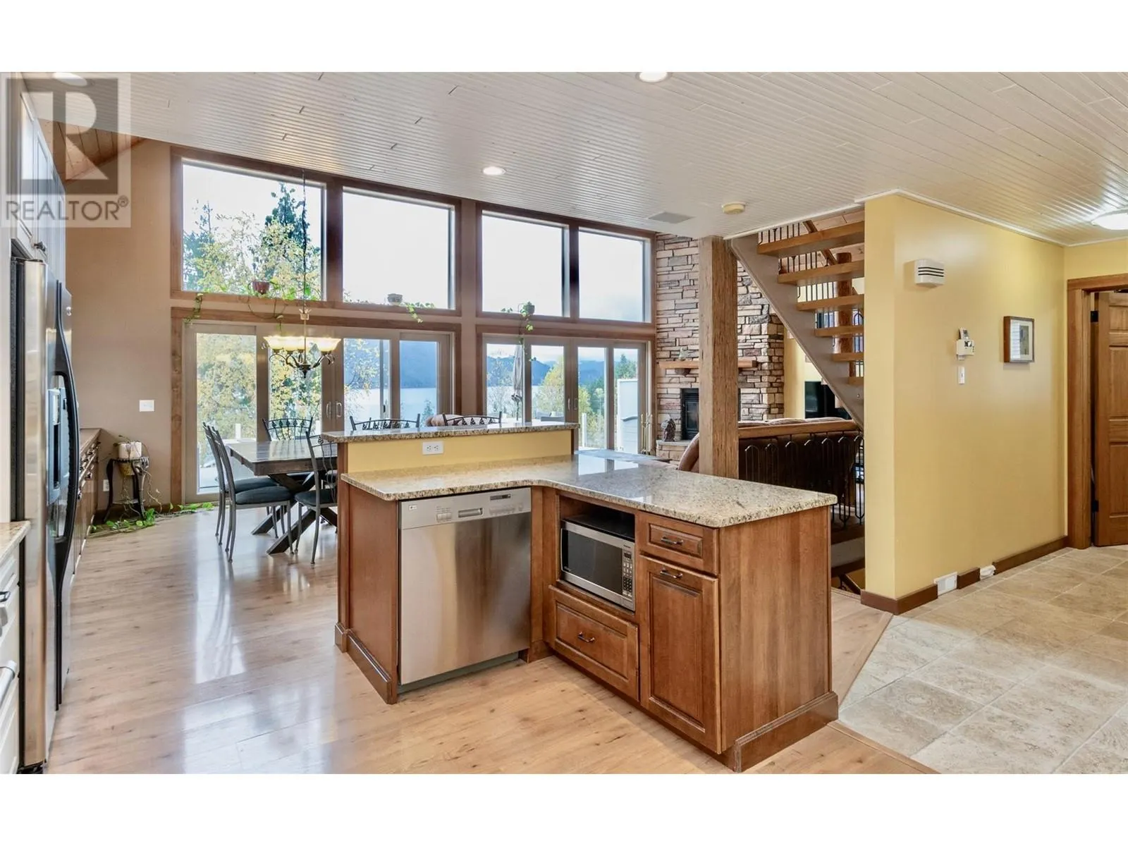 6421 Eagle Bay Road Unit# 73