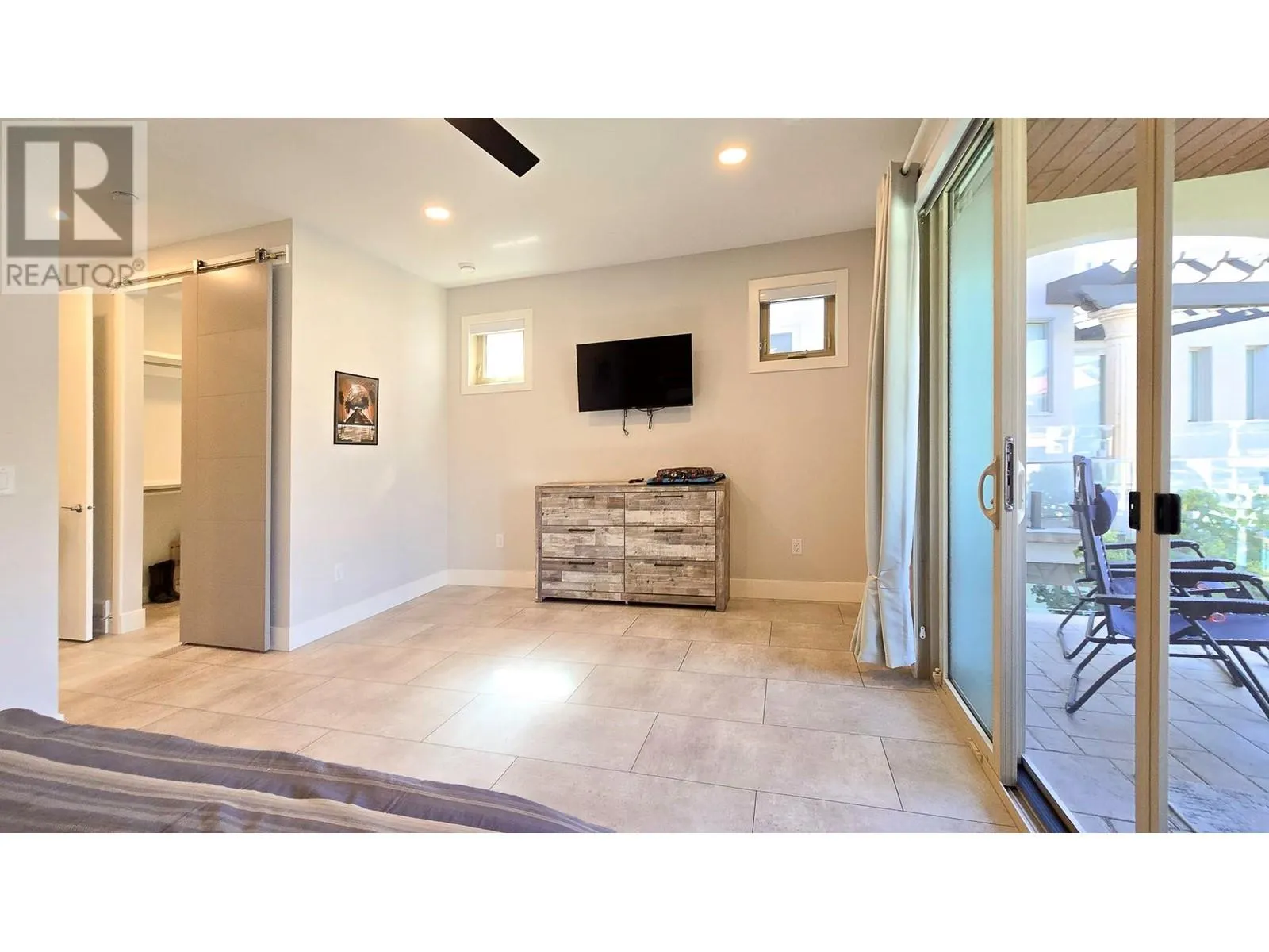 7373 Brooks Lane Unit# 8
