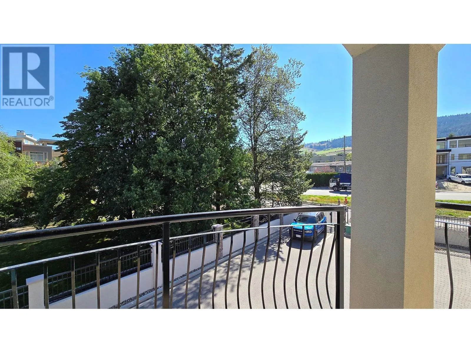 7373 Brooks Lane Unit# 8