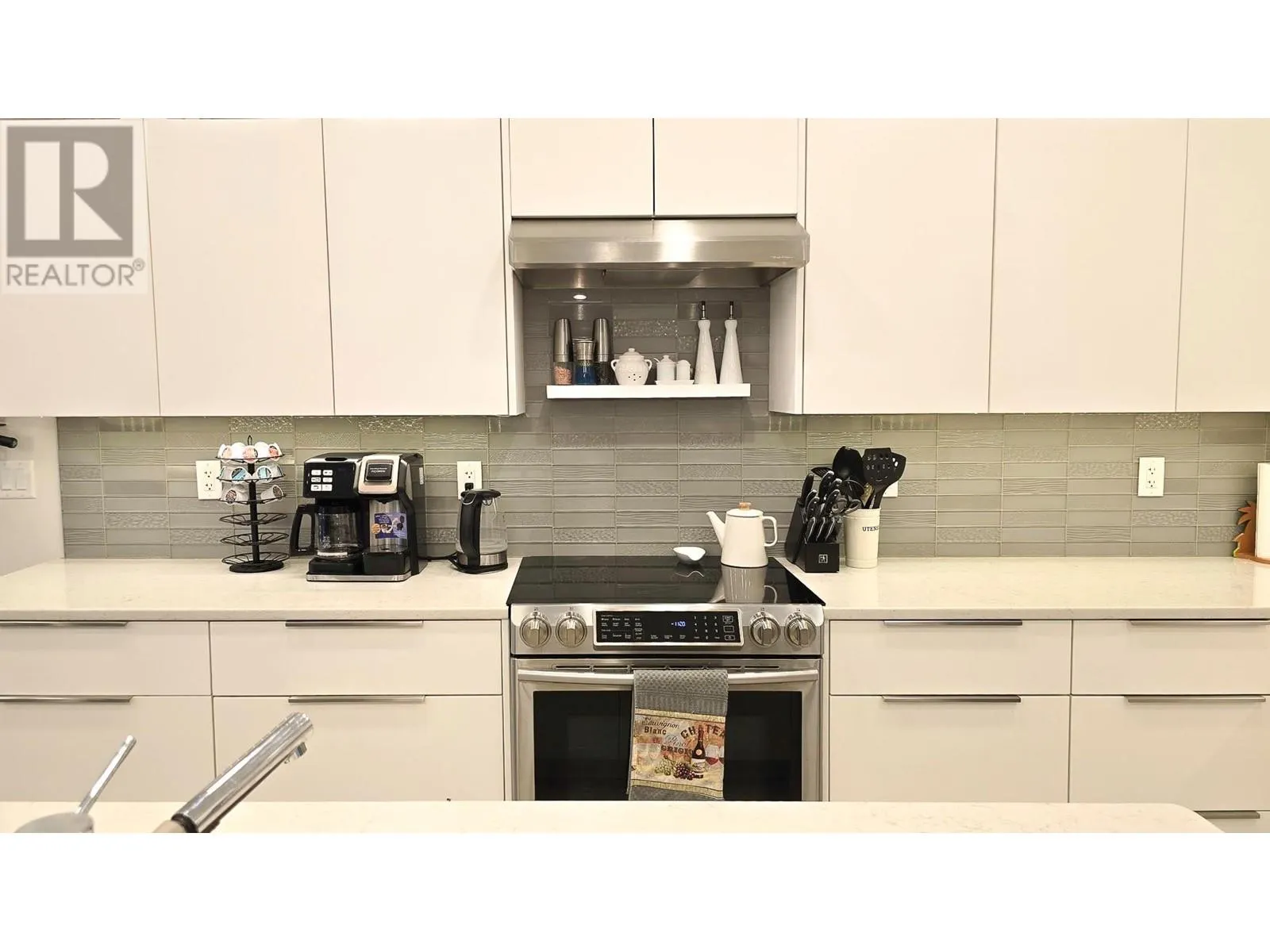 7373 Brooks Lane Unit# 8