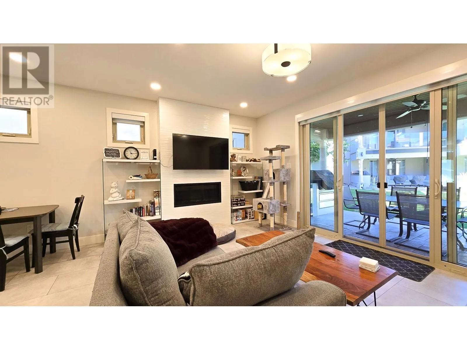7373 Brooks Lane Unit# 8