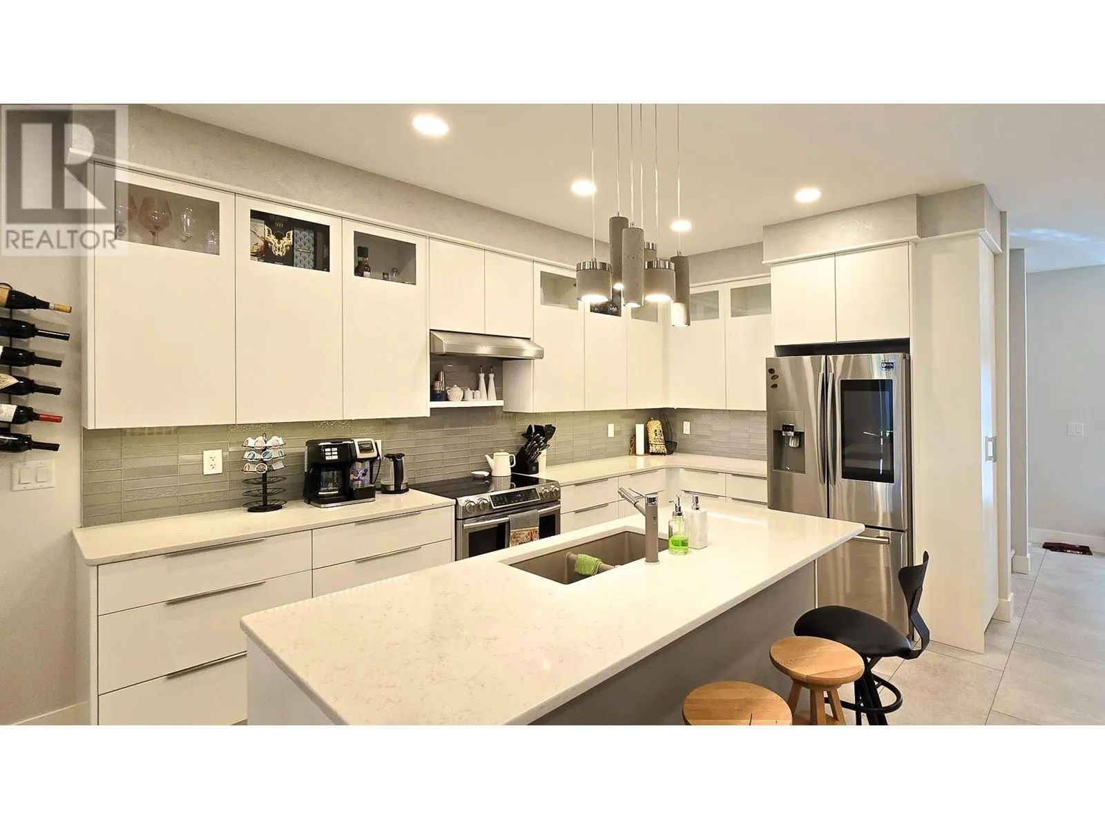 7373 Brooks Lane Unit# 8
