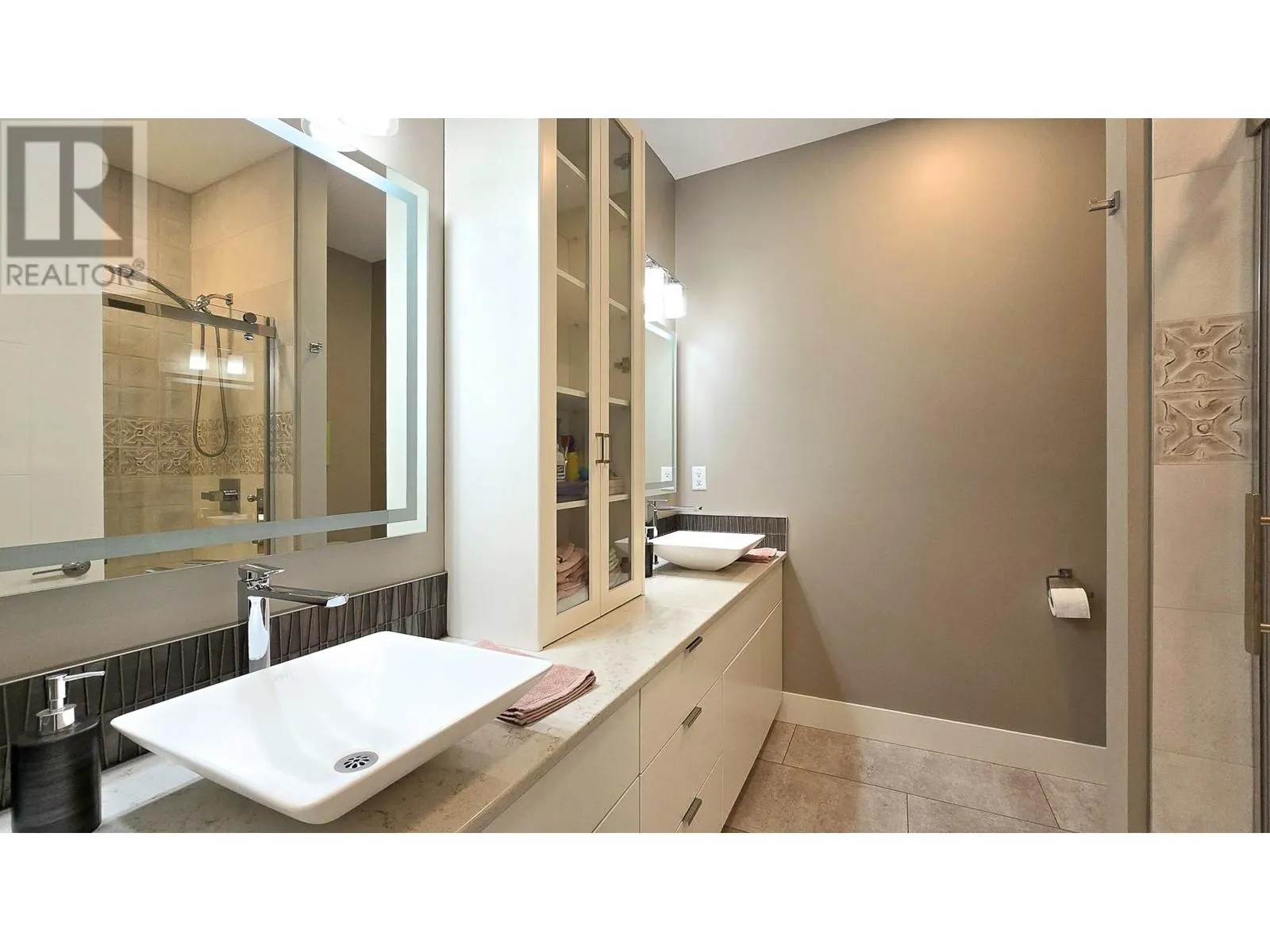 7373 Brooks Lane Unit# 8