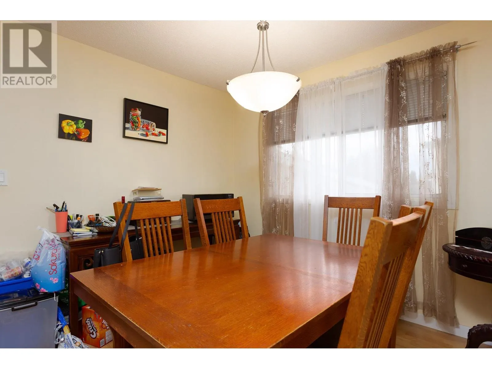 255 Holbrook Road W