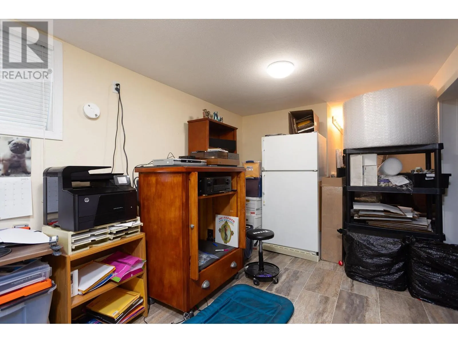 255 Holbrook Road W