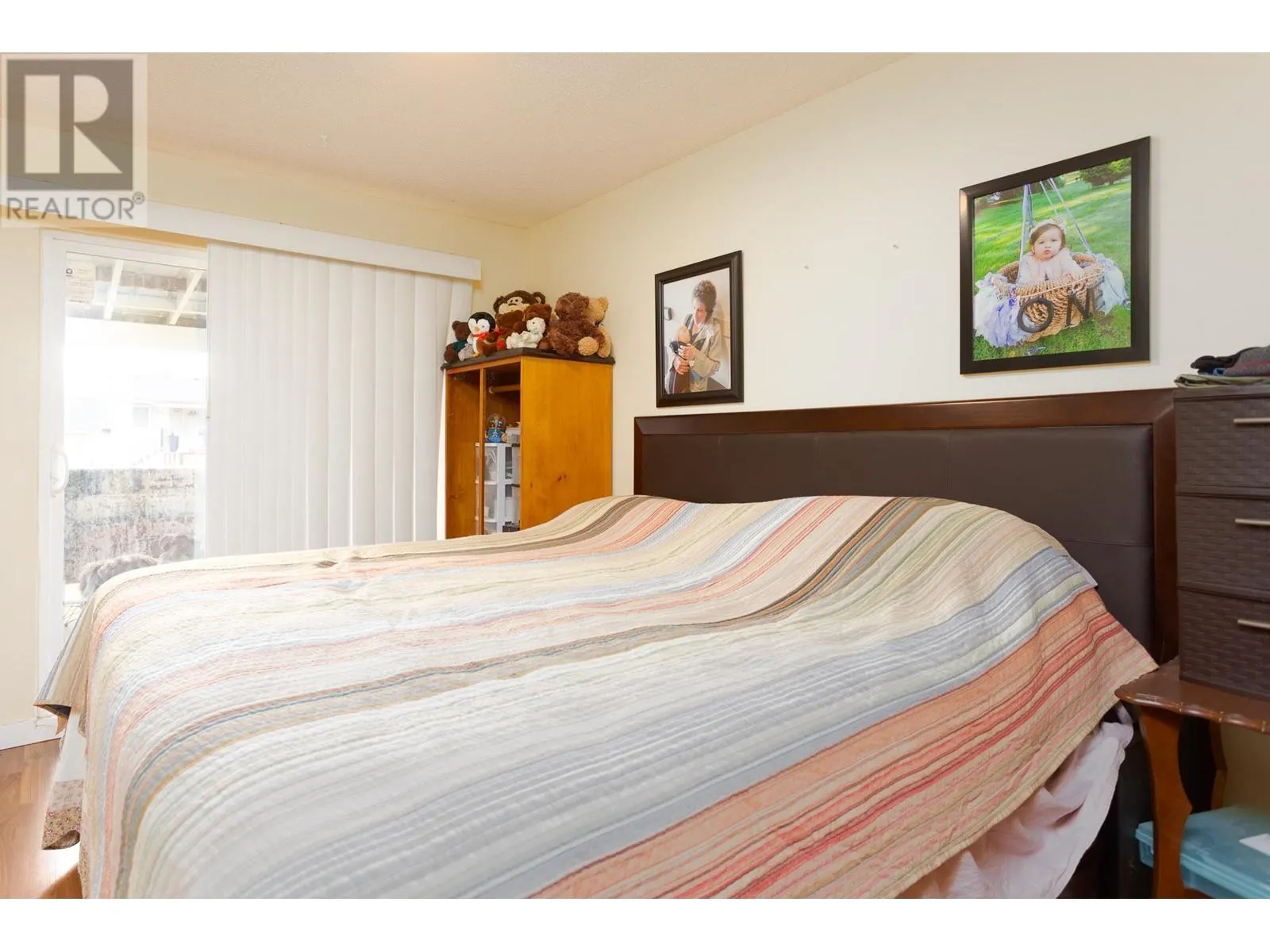 255 Holbrook Road W
